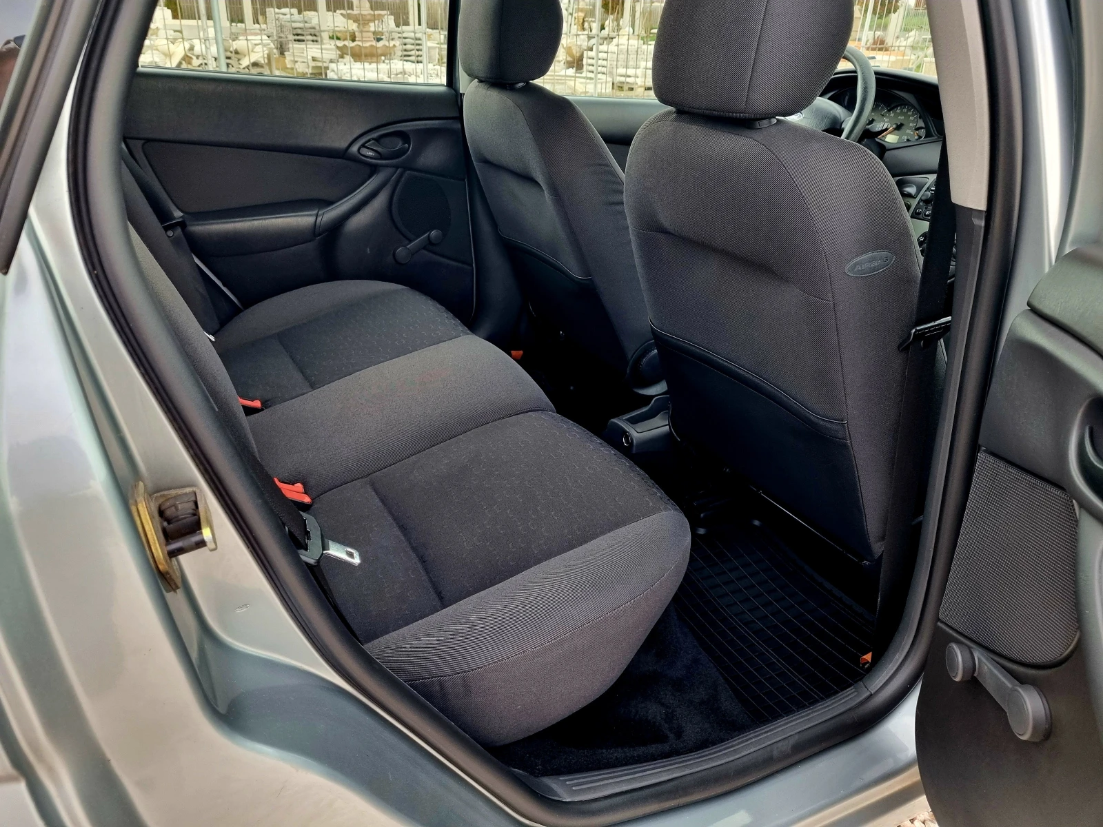 Ford Focus 1.6i 101ks.Klimatik | Mobile.bg   13