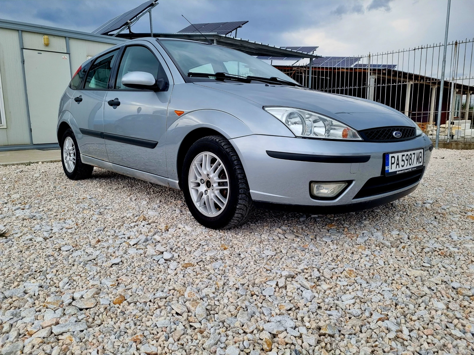 Ford Focus 1.6i 101ks.Klimatik - изображение 5