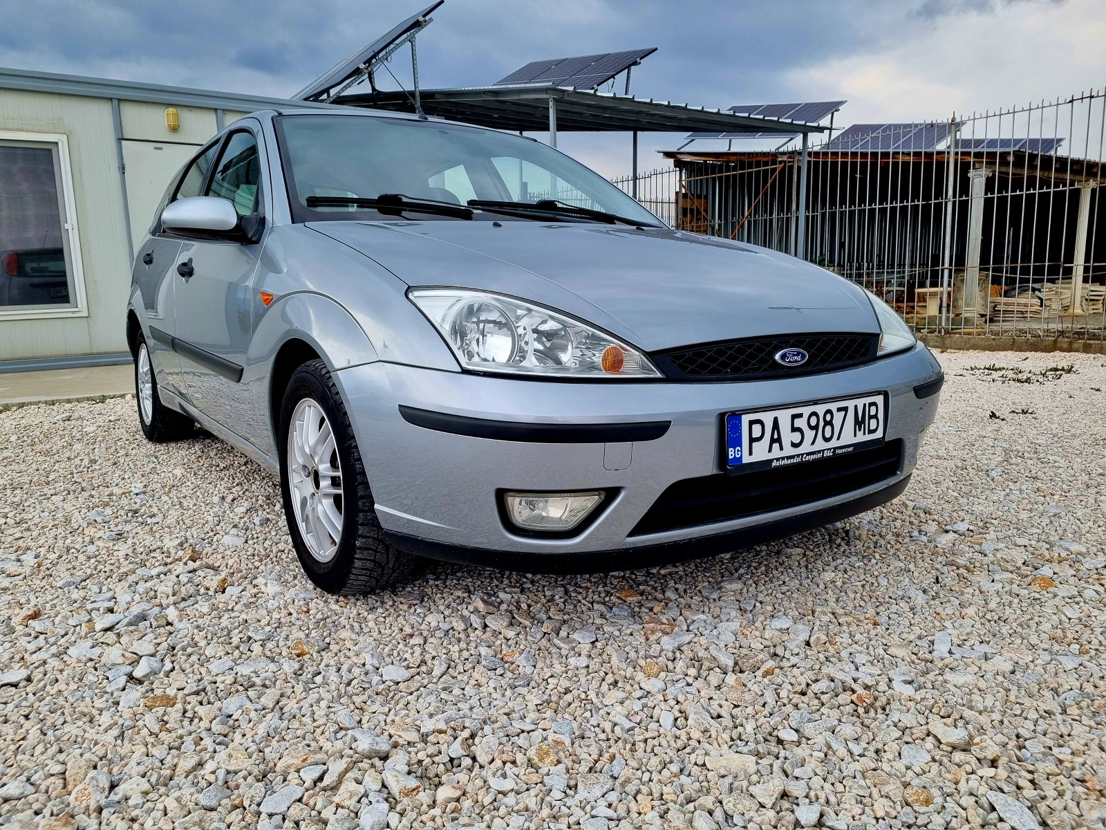Ford Focus 1.6i 101ks.Klimatik - изображение 4