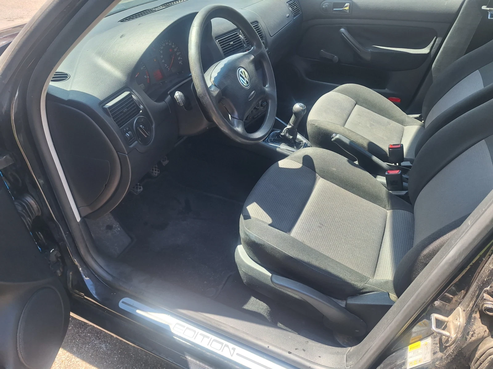 VW Golf  - изображение 8