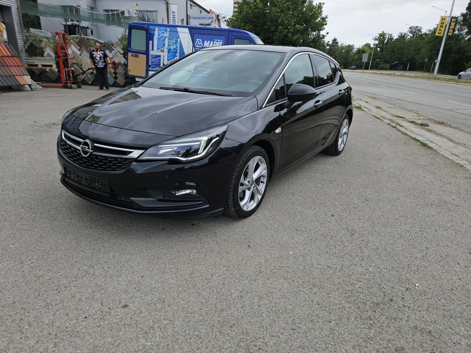 Opel Astra 1.4i-LED--NAVI - изображение 3