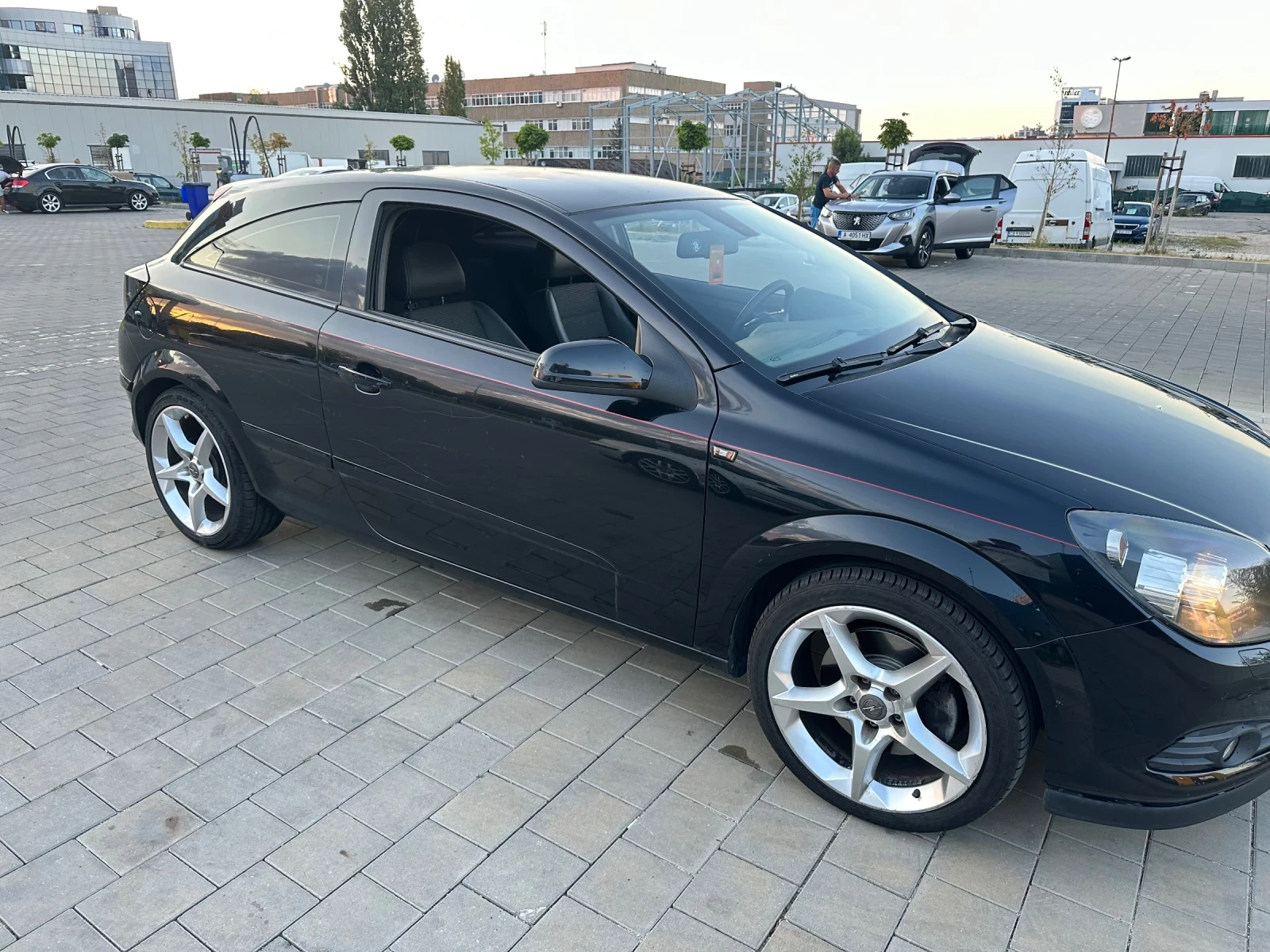 Opel Astra H GTC ГАЗ - изображение 2