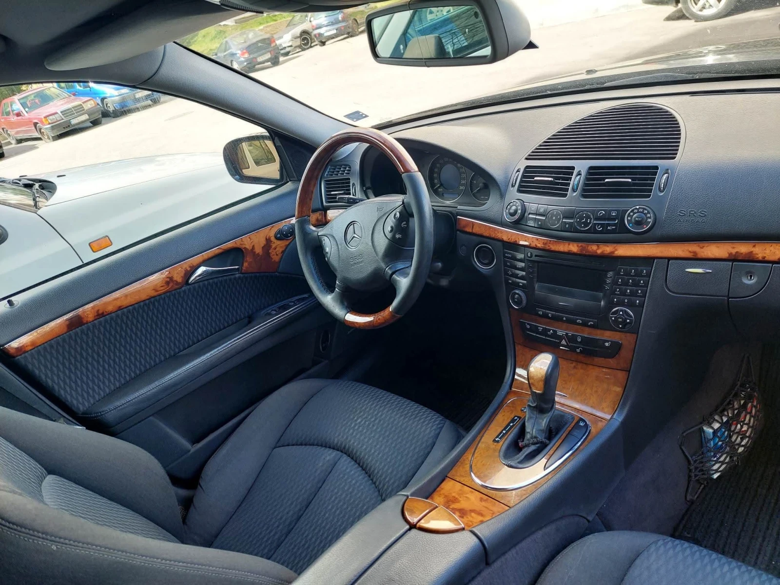 Mercedes-Benz E 220 2.2 CDI / автомат - изображение 9