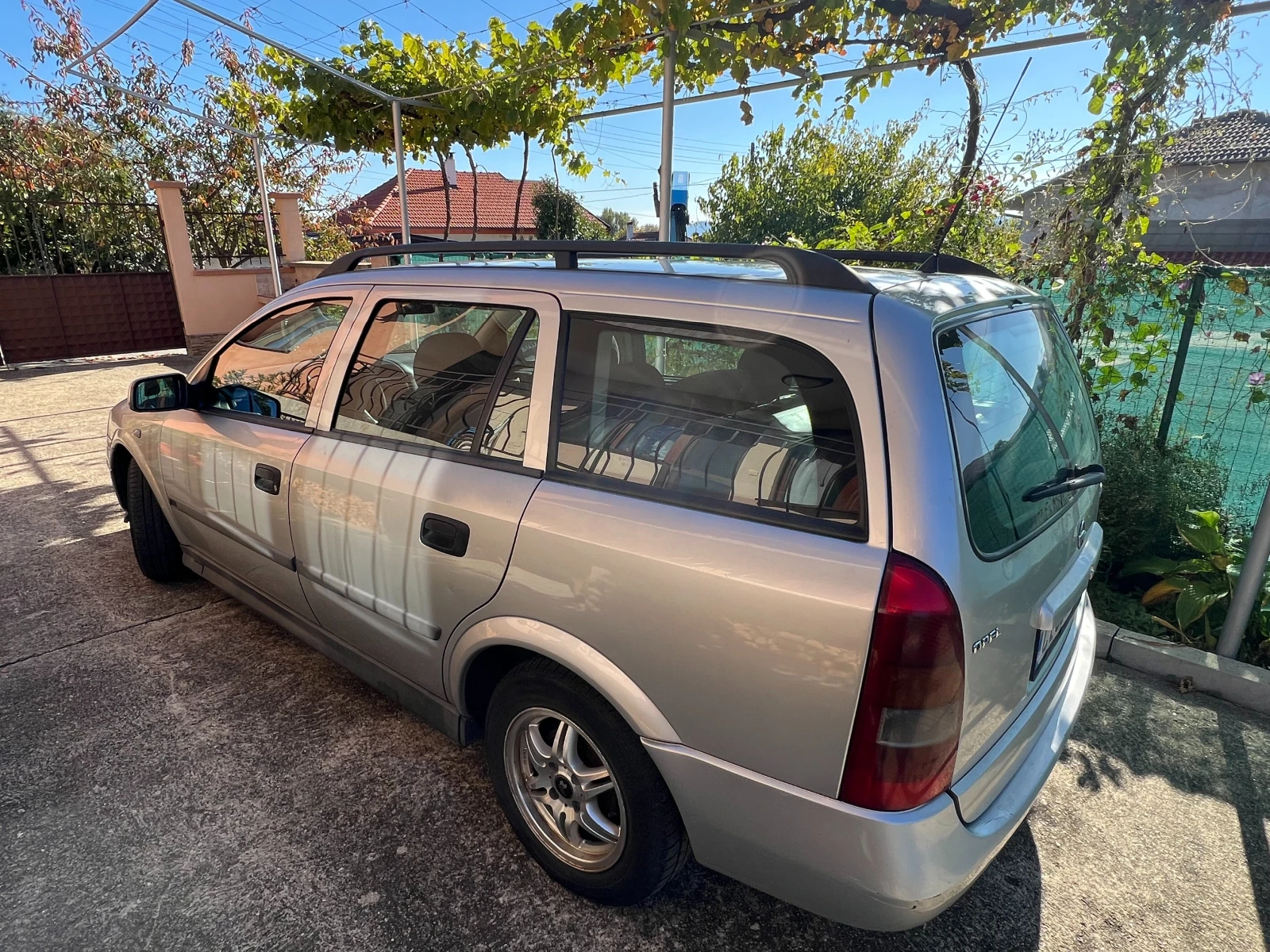 Opel Astra J - изображение 3