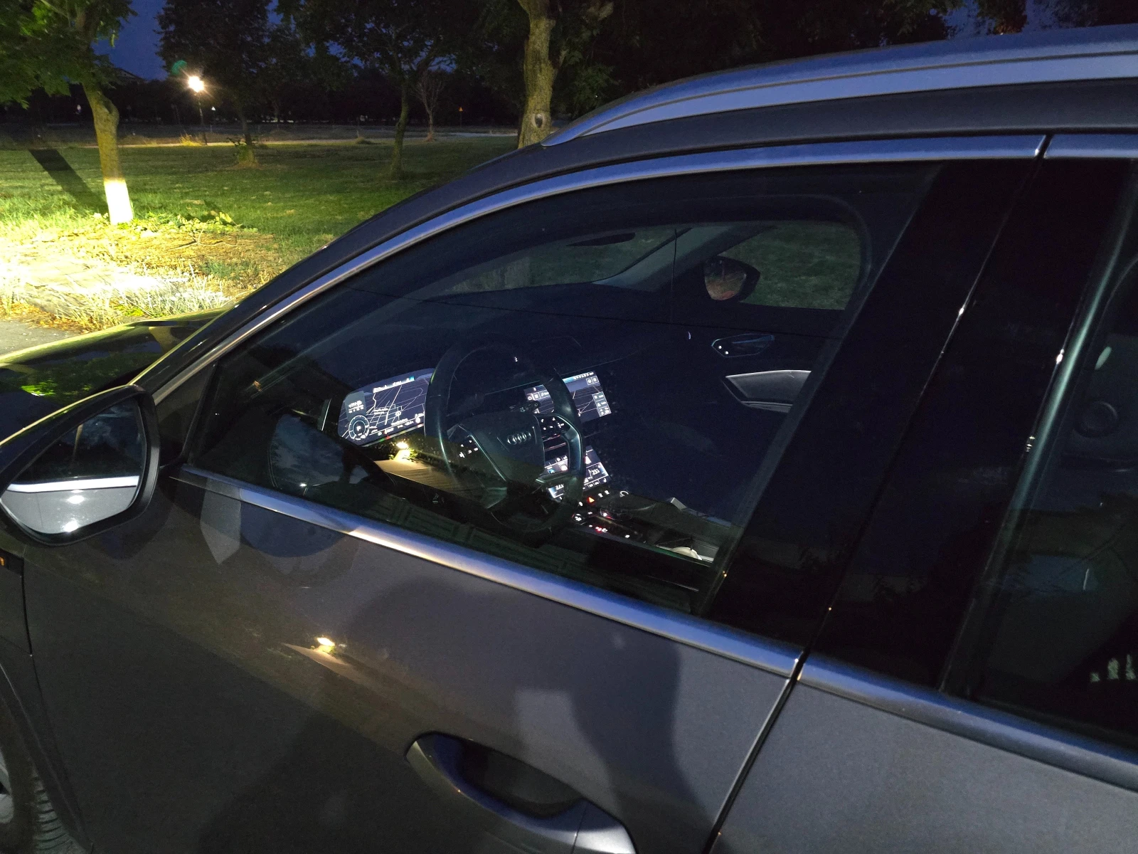 Audi E-Tron 50 | Mobile.bg � ����������� 10