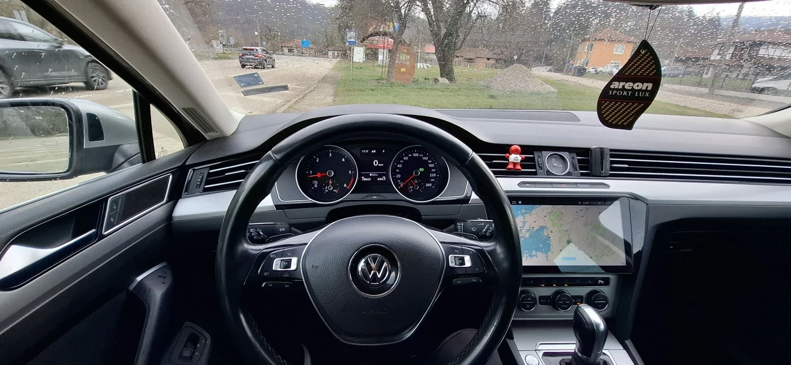 VW Passat, снимка 11 - Автомобили и джипове - 53936718