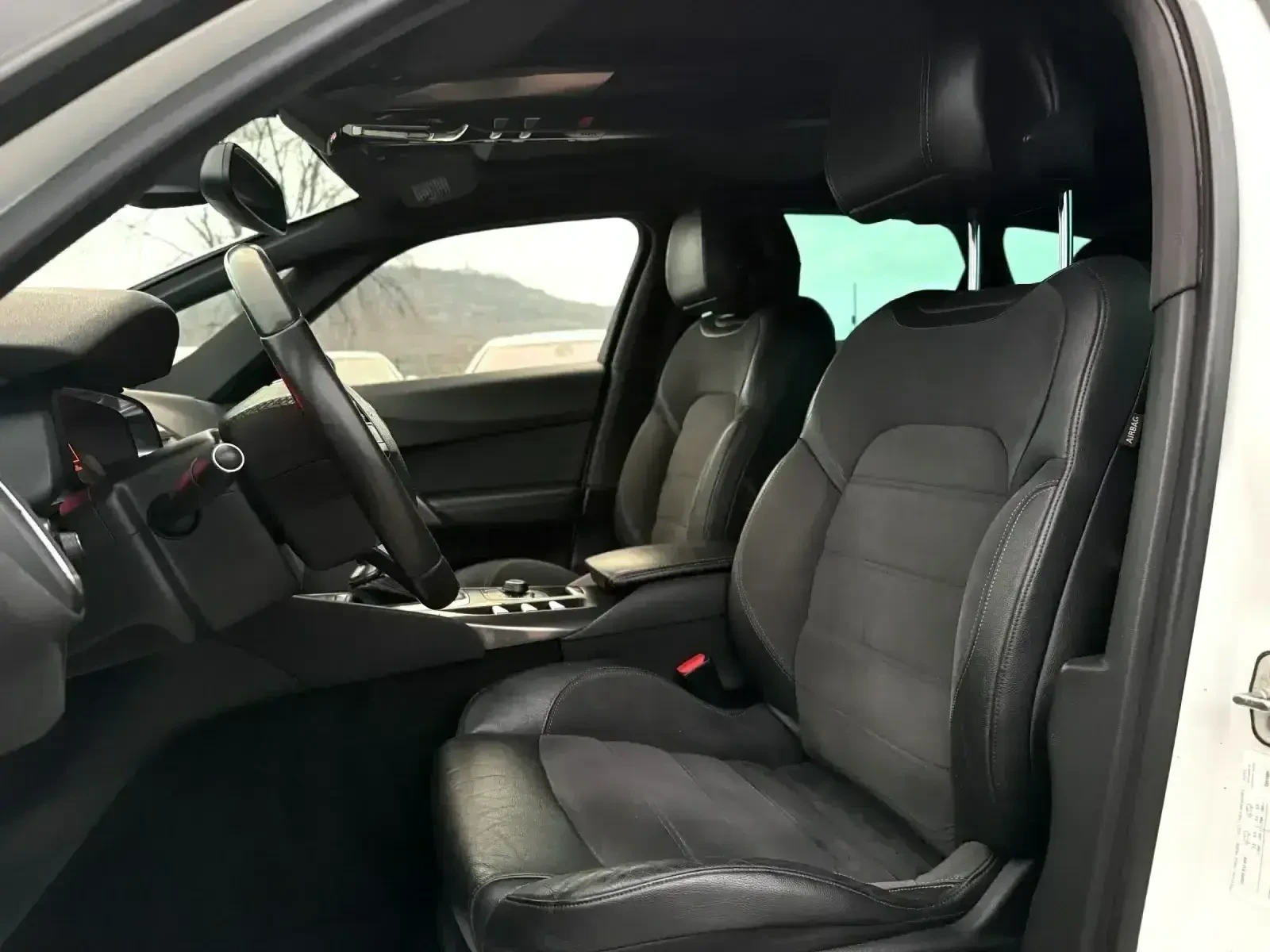 Citroen DS5, снимка 3 - Автомобили и джипове - 53950411