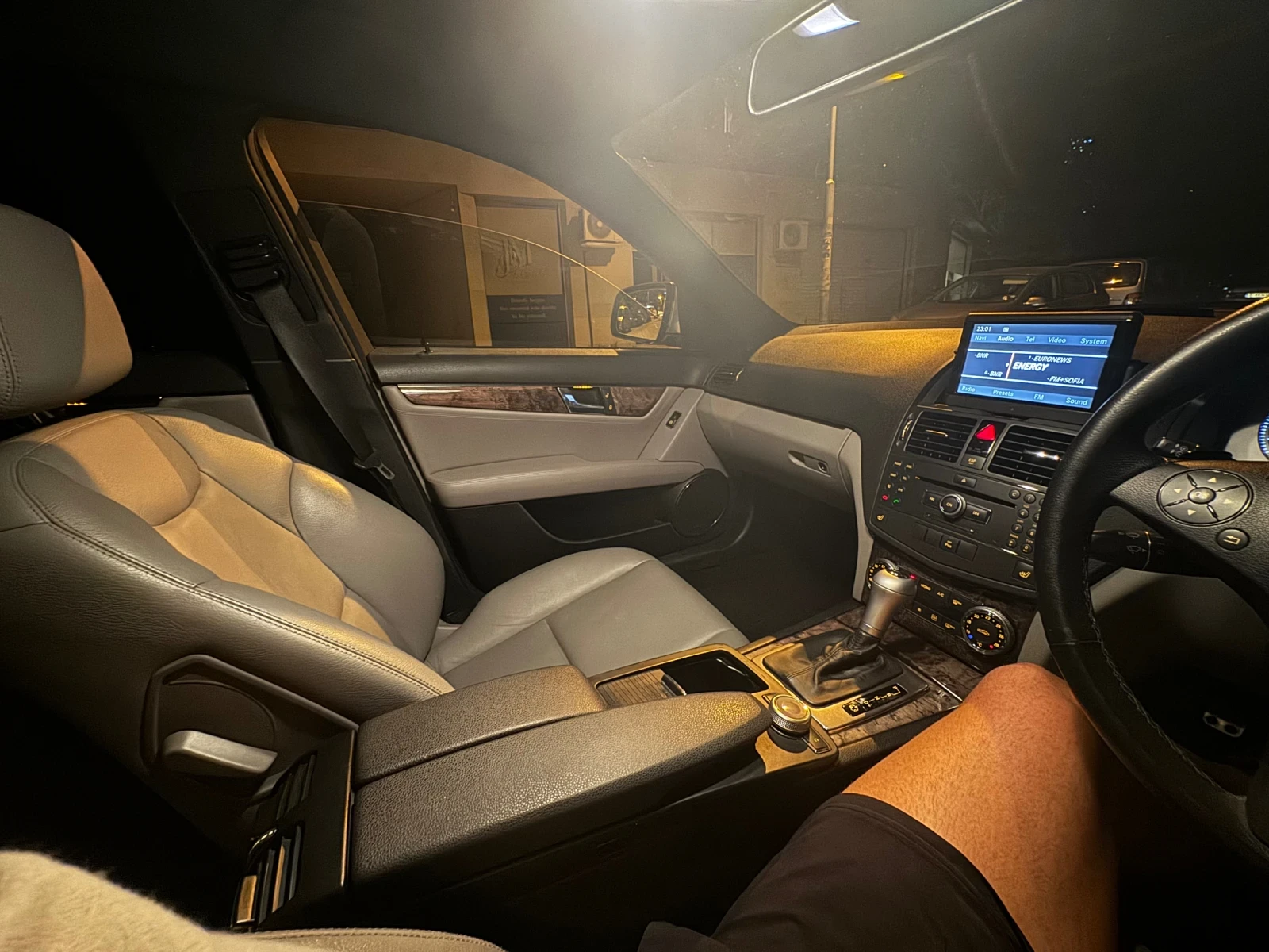 Mercedes-Benz C 300 Mercedes C280/300 SPORT AMG line Harman Kardon 7G, снимка 9 - Автомобили и джипове - 53974130