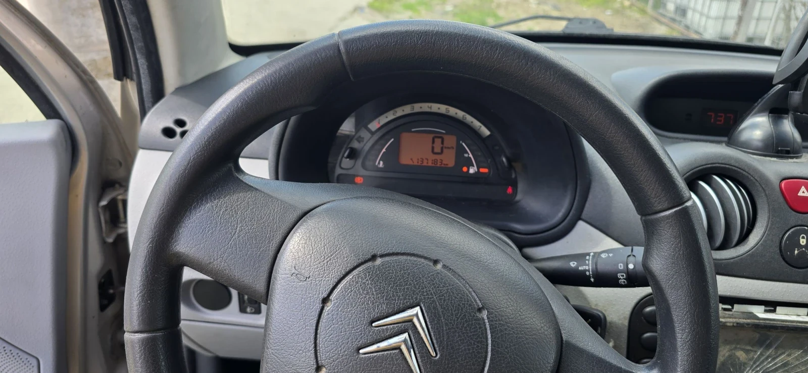 Citroen C3 1.4d, 137х.км, снимка 17 - Автомобили и джипове - 54172345