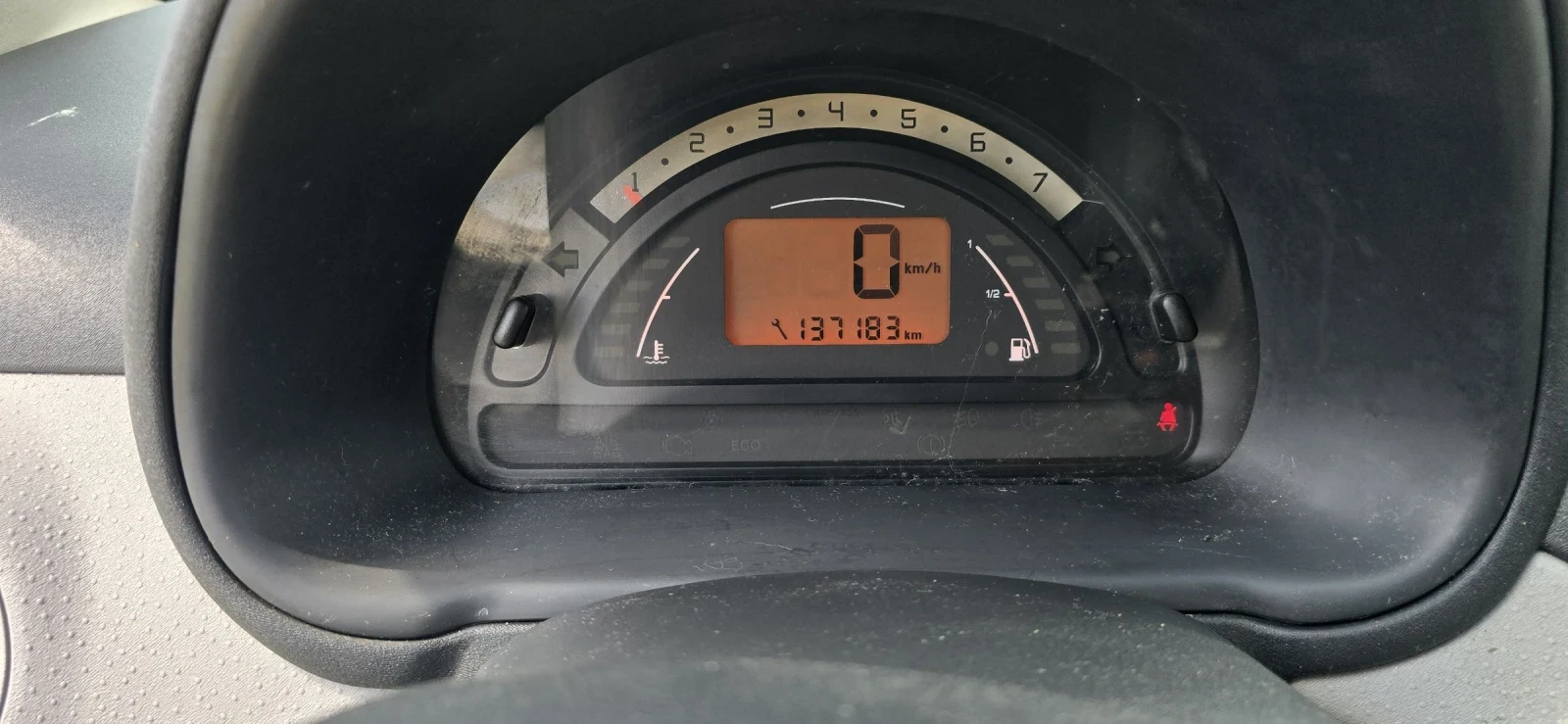 Citroen C3 1.4d, 137х.км, снимка 15 - Автомобили и джипове - 54172345