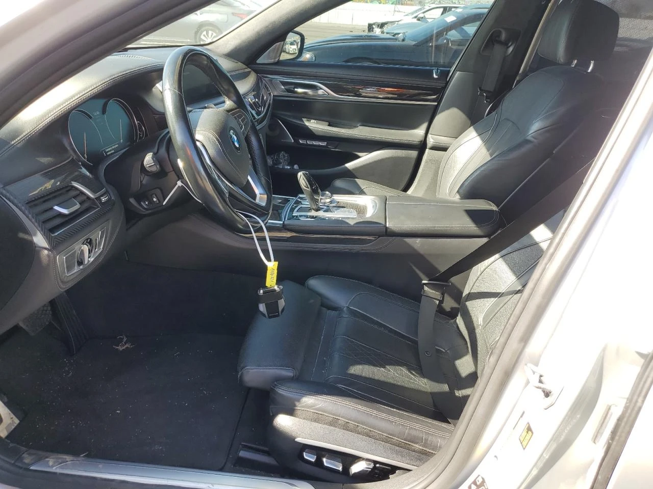BMW 750 4.4l Xi, снимка 7 - Автомобили и джипове - 54430481