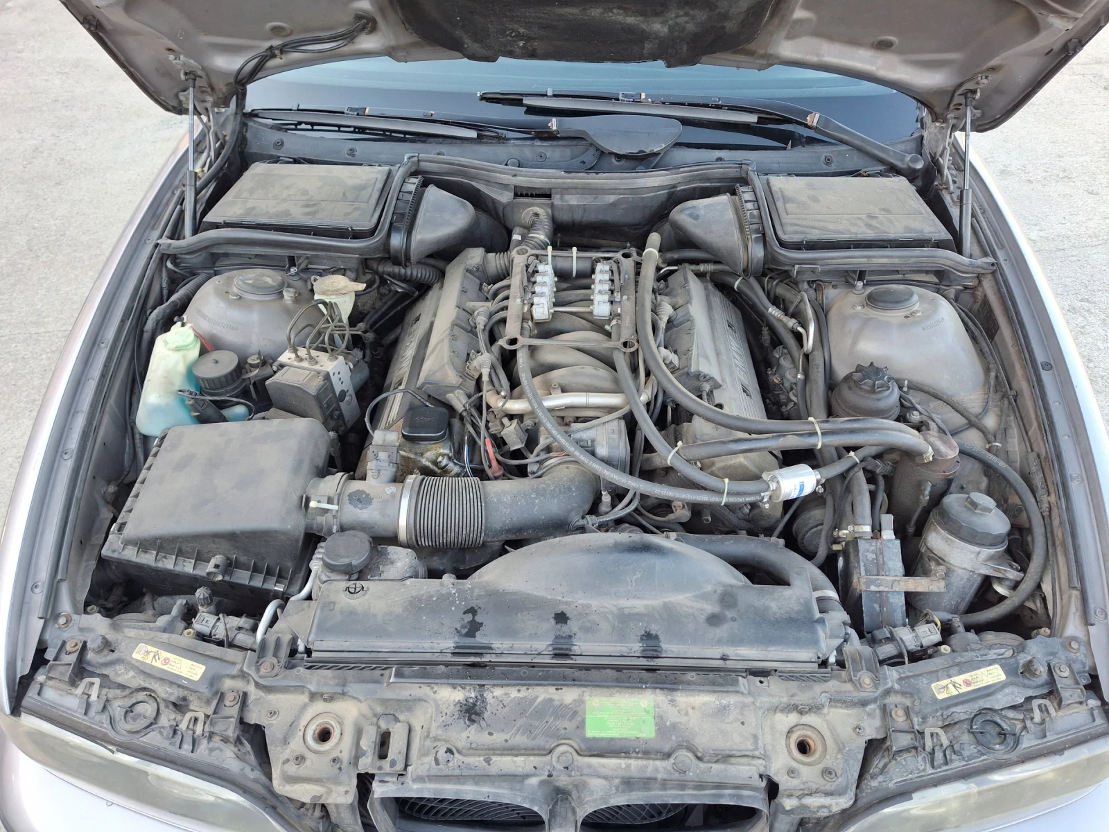 BMW 535, снимка 16 - Автомобили и джипове - 54488620