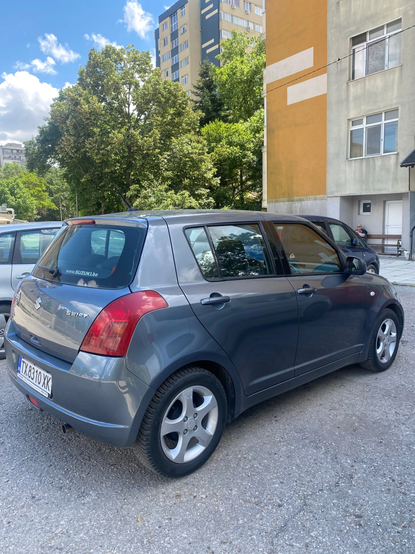 Suzuki Swift 1.3, снимка 4 - Автомобили и джипове - 55076663