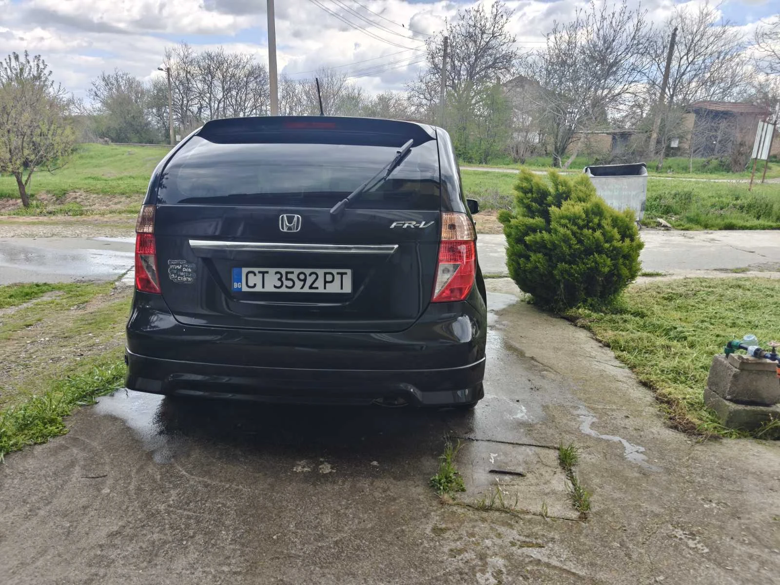Honda Fr-v, снимка 4 - Автомобили и джипове - 55466683
