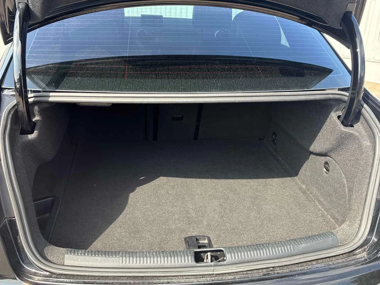 Audi A3 * 2.0T Progressiv* АВТОКРЕДИТ БЕЗ ПЪРВОНАЧАЛНА * , снимка 14 - Автомобили и джипове - 55498662