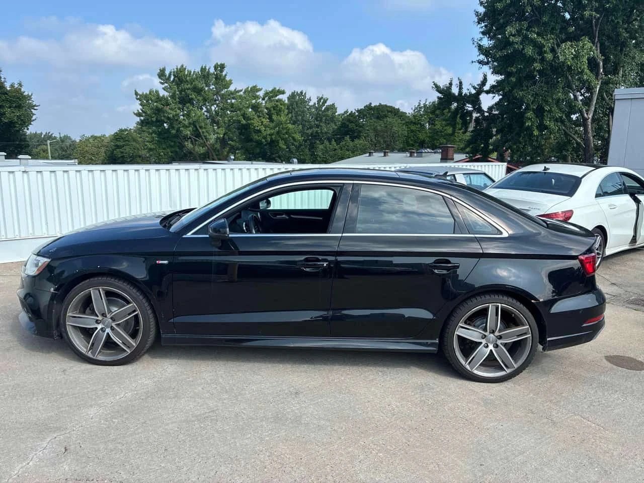 Audi A3 * 2.0T Progressiv* АВТОКРЕДИТ БЕЗ ПЪРВОНАЧАЛНА * , снимка 2 - Автомобили и джипове - 55498662