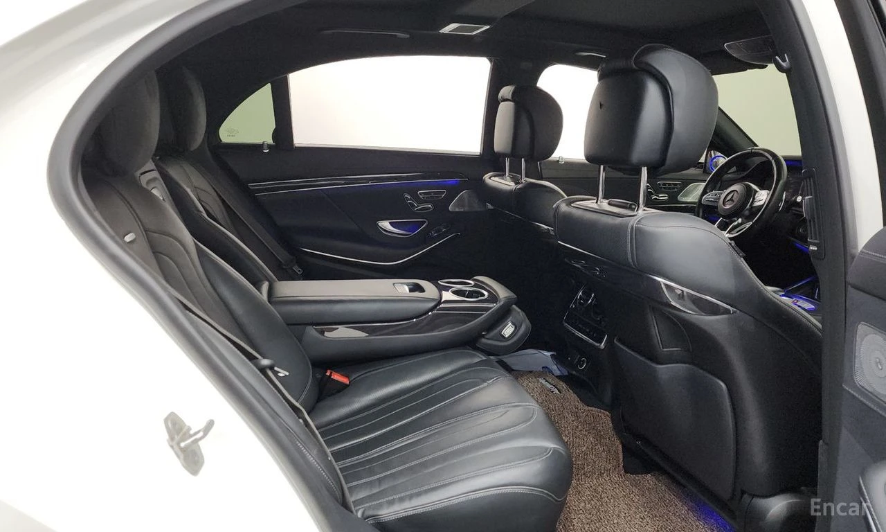 Mercedes-Benz S 63 AMG 4MATIC+ * BURMESTER* 360* DISTRONIC* МАСАЖ* ХЕДЪП*, снимка 16 - Автомобили и джипове - 55684858