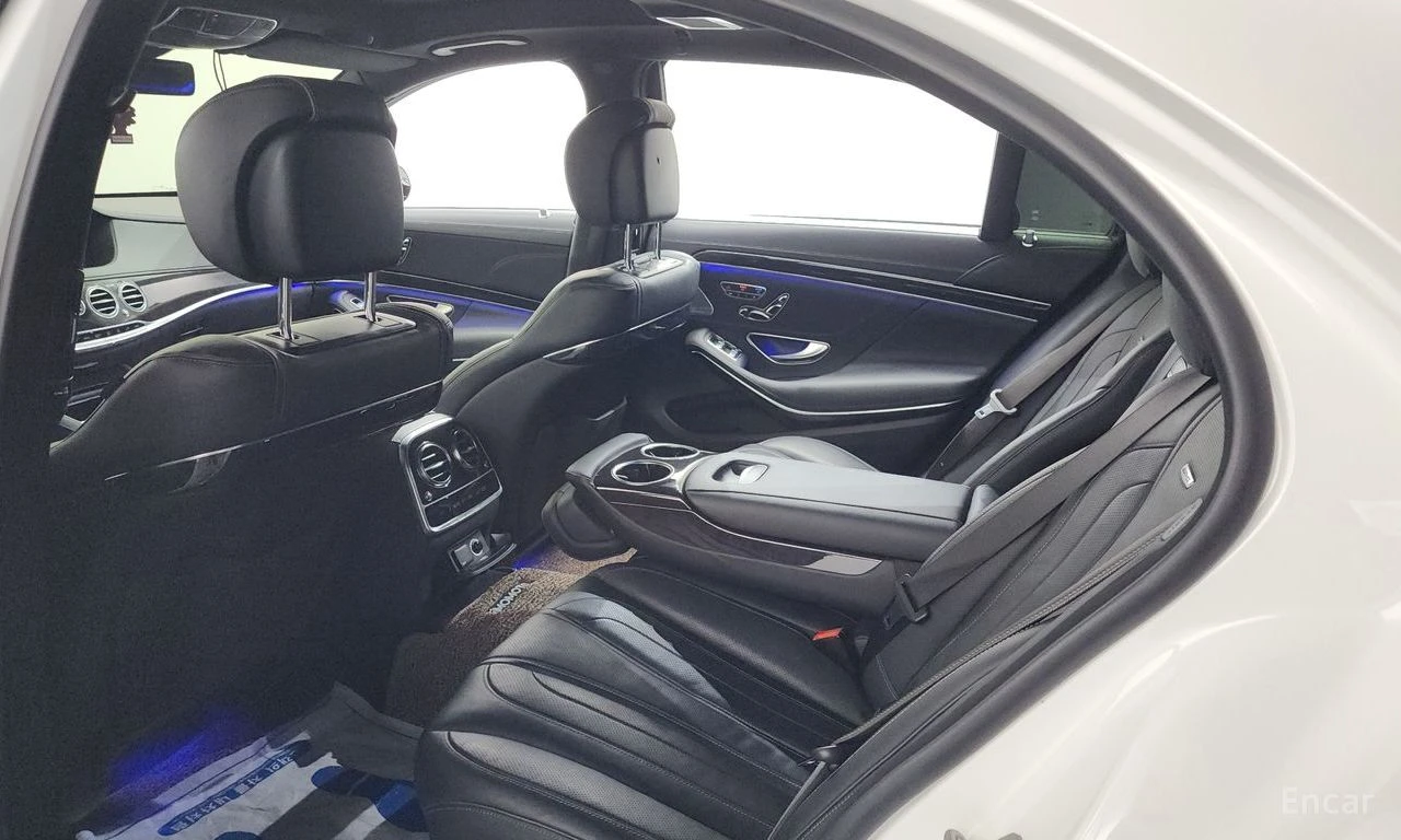 Mercedes-Benz S 63 AMG 4MATIC+ * BURMESTER* 360* DISTRONIC* МАСАЖ* ХЕДЪП*, снимка 15 - Автомобили и джипове - 55684858