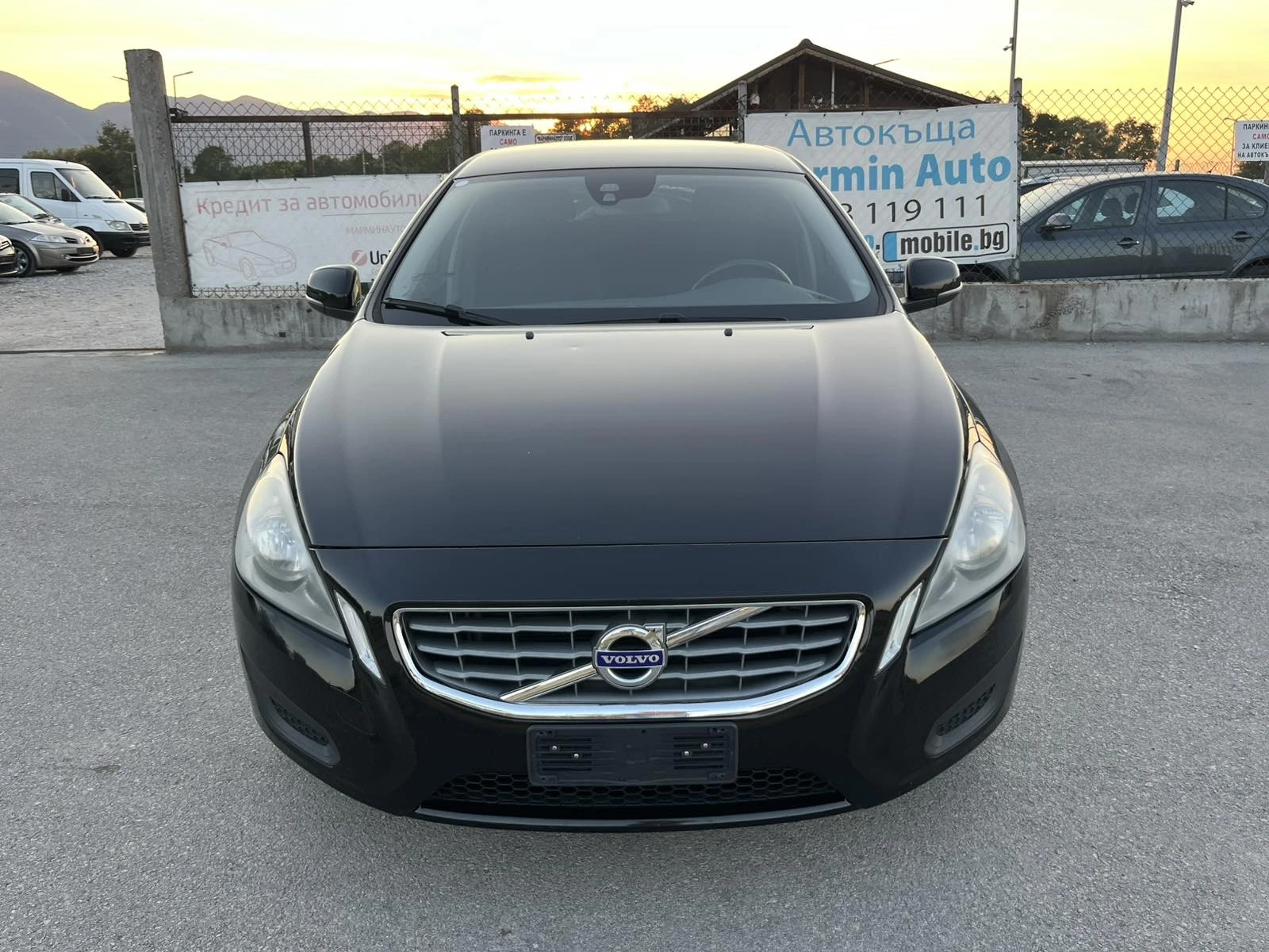 Volvo V60 2.0 D3  163кс EURO 5B АВТОМАТ NAVI ВНОС ИТАЛИЯ, снимка 2 - Автомобили и джипове - 55749249