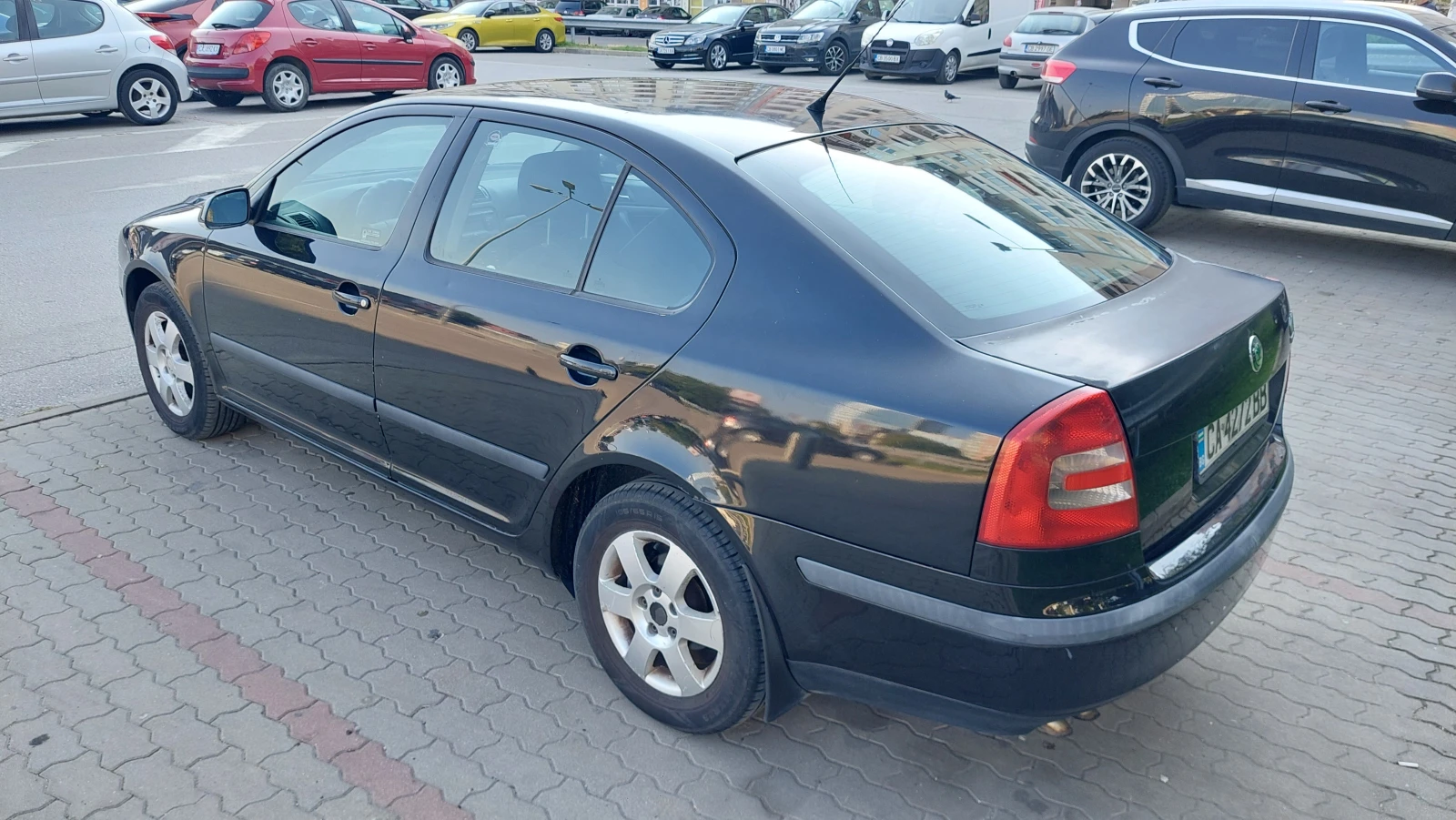 Skoda Octavia 1.9 TDI, снимка 2 - Автомобили и джипове - 55752027