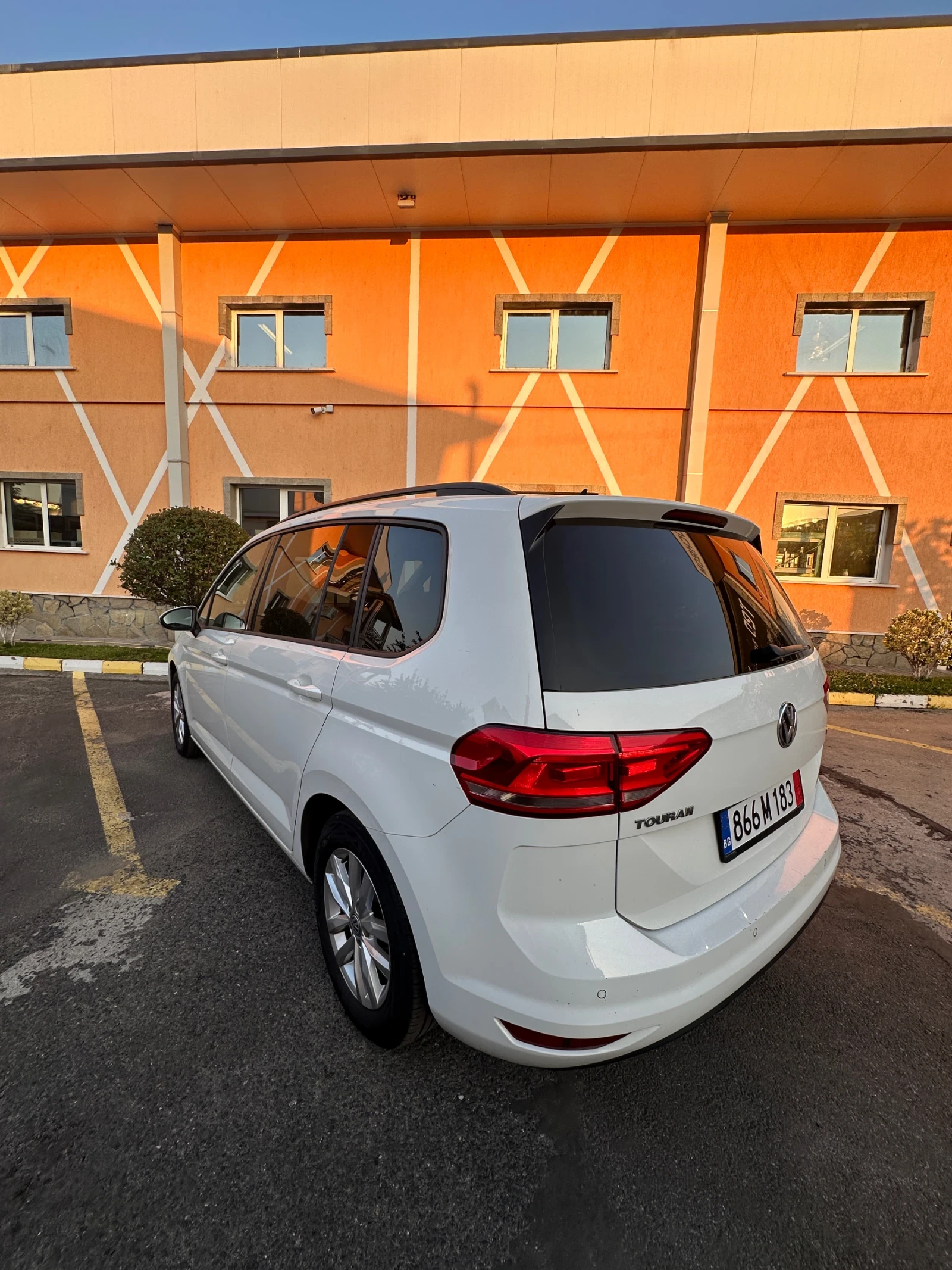 VW Touran 1.6TDI | Mobile.bg � ����������� 8