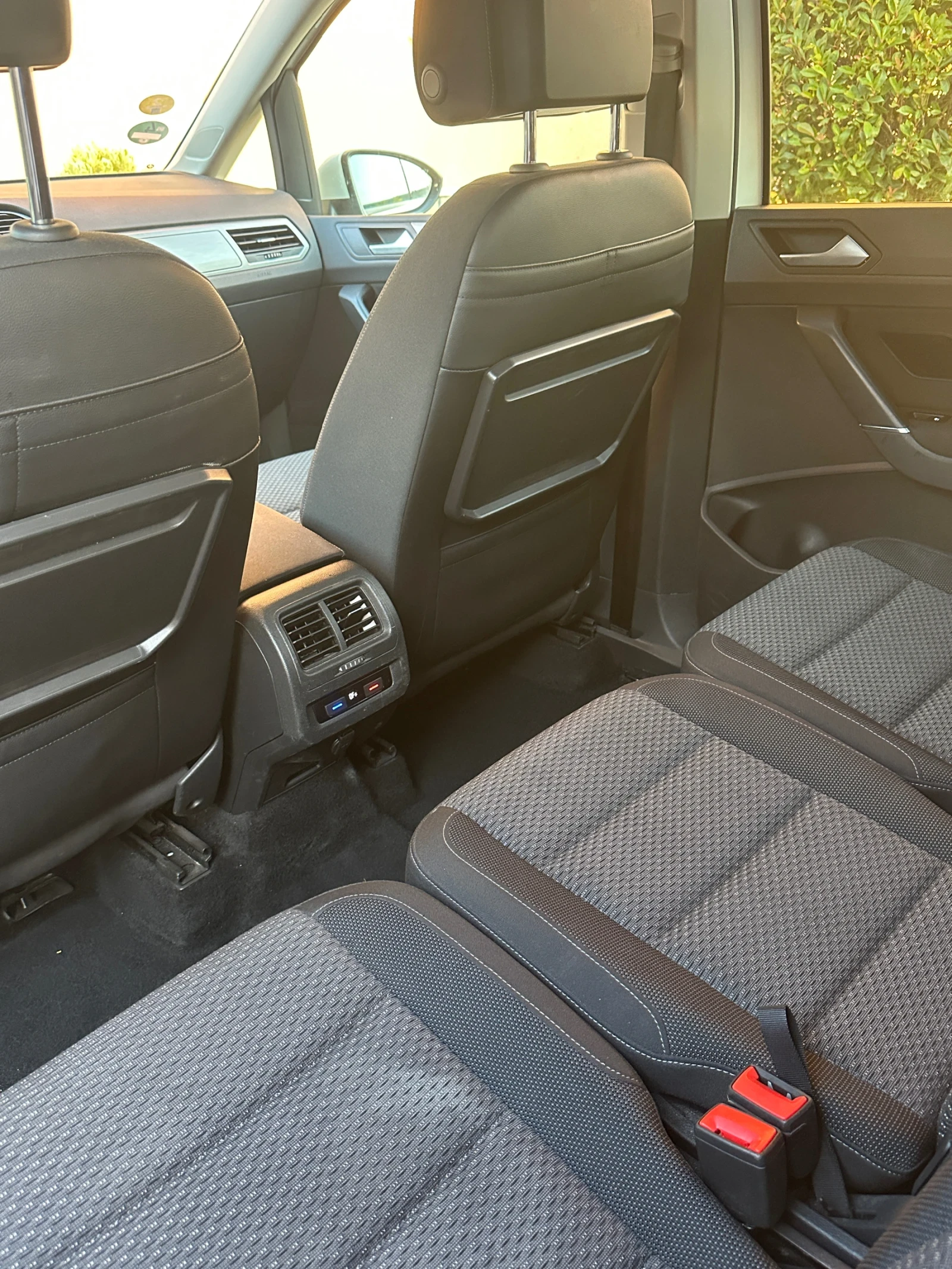 VW Touran 1.6TDI | Mobile.bg � ����������� 11