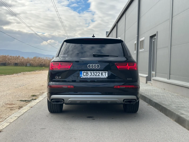 Audi Q7 56 000 kм, снимка 8 - Автомобили и джипове - 47990158