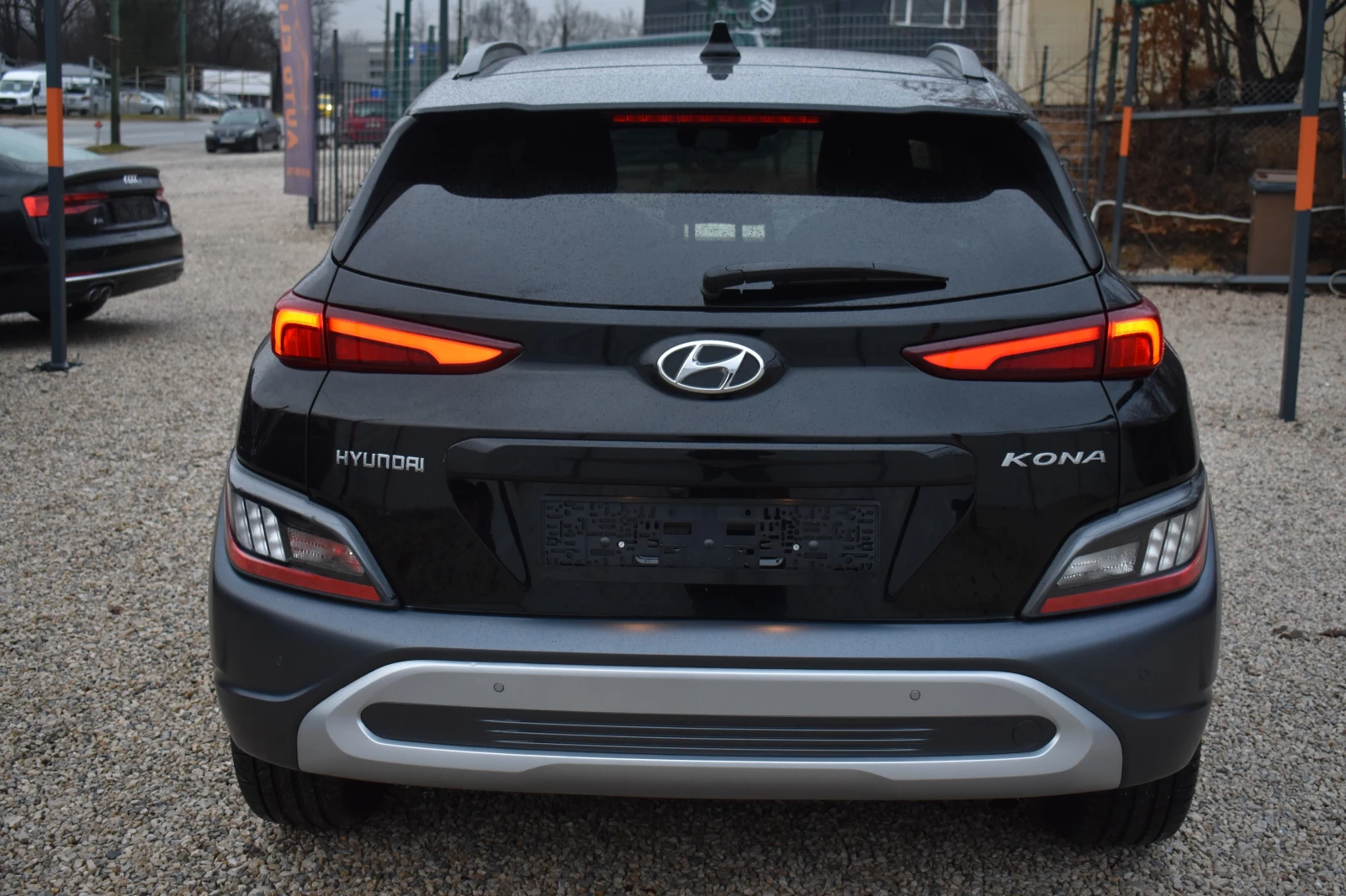 Hyundai Kona 1.6HYBRID= FACELIFT= DIGITAL= KEYLESSGO= КАТО НОВ! - изображение 4