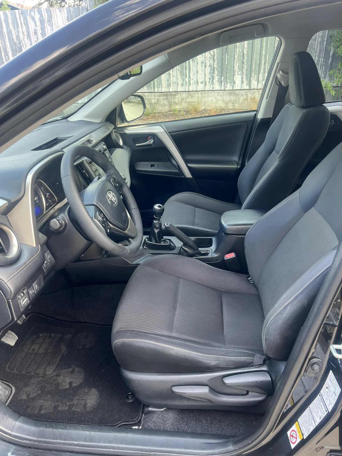 Toyota Rav4 2.2D4D 4X4 NAVI CAMERA - изображение 7