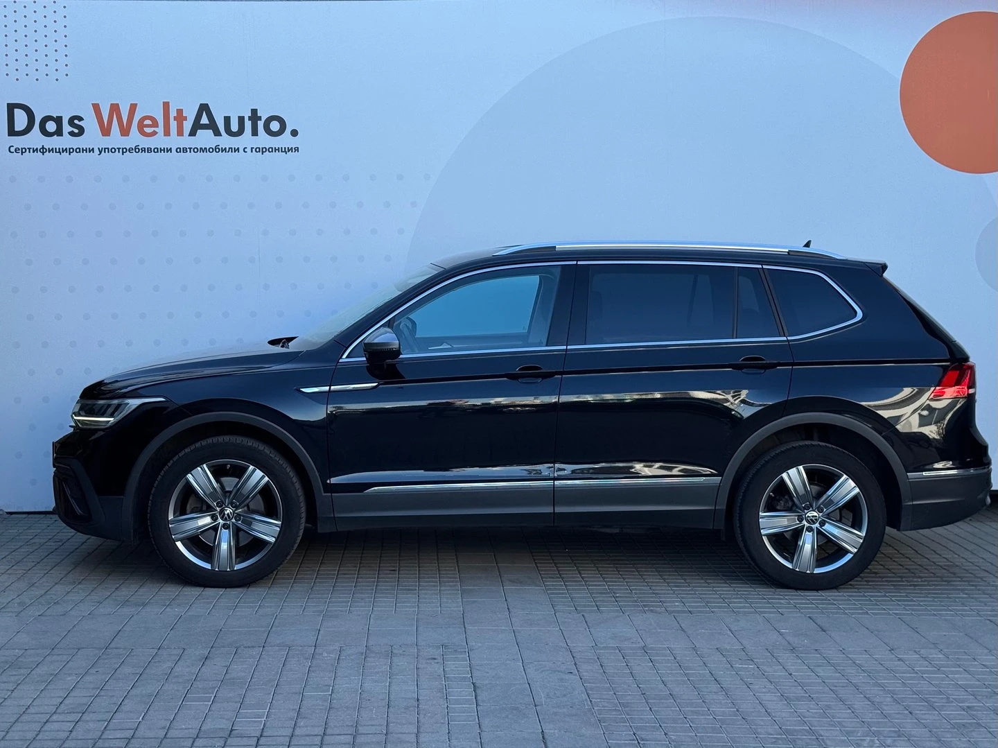 VW Tiguan LWB PA Life 2.0TDI DSG | Mobile.bg — изображение 4