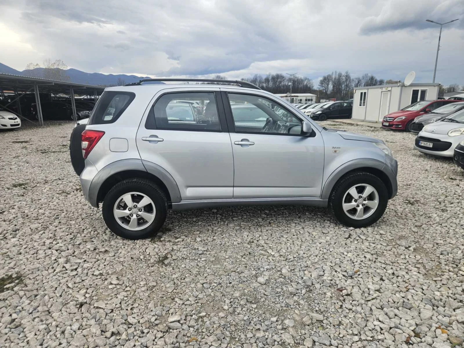 Daihatsu Terios 1.5* фабрична газ *  - изображение 4