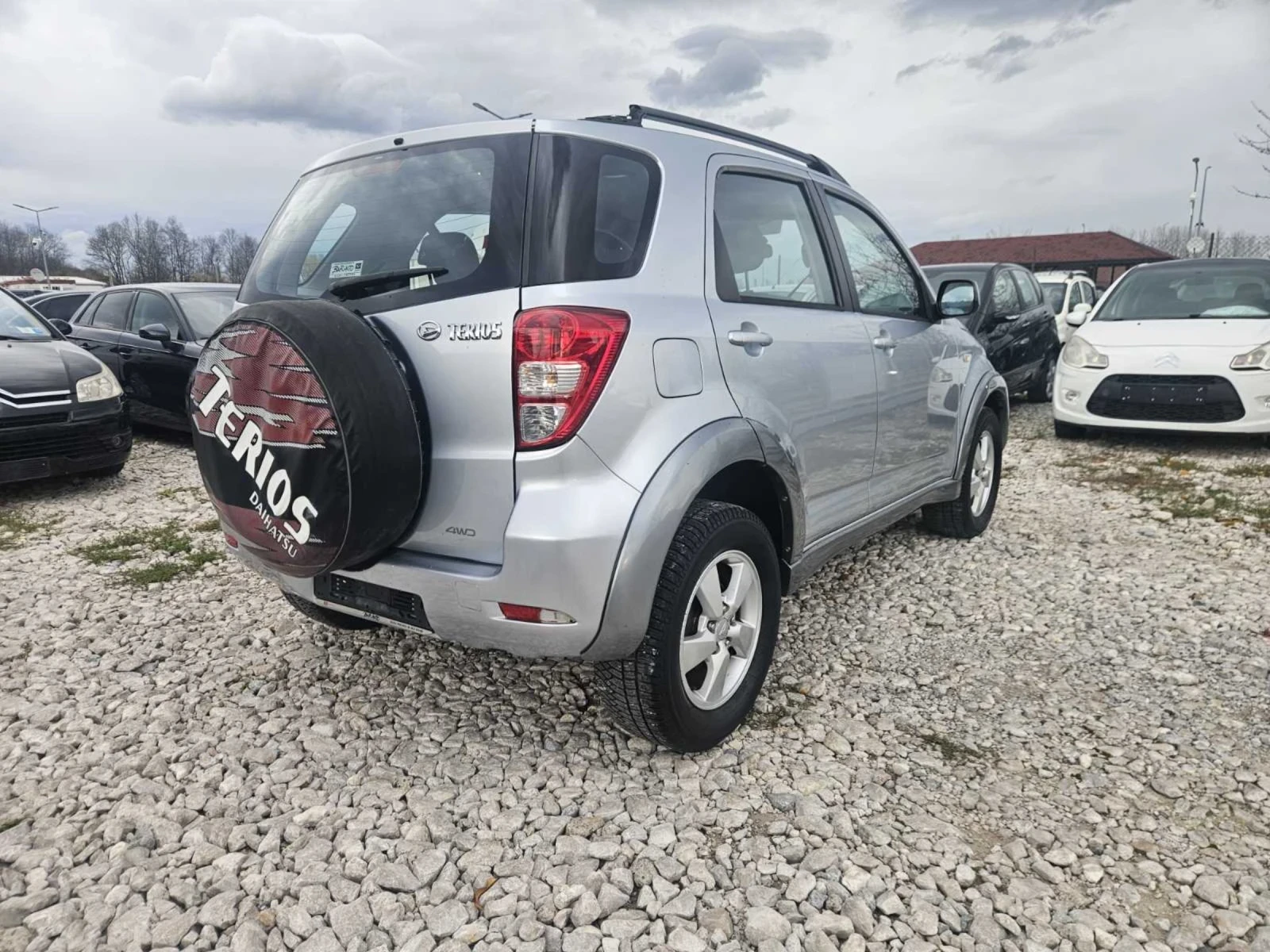 Daihatsu Terios 1.5* фабрична газ *  - изображение 5