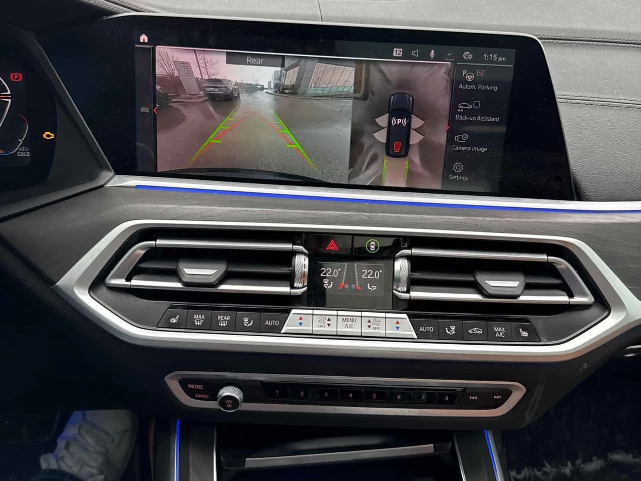 BMW X7 * xDrive40i * CARFAX * ПАНО * 360 * ДИС * HEAD UP, снимка 9 - Автомобили и джипове - 53755530