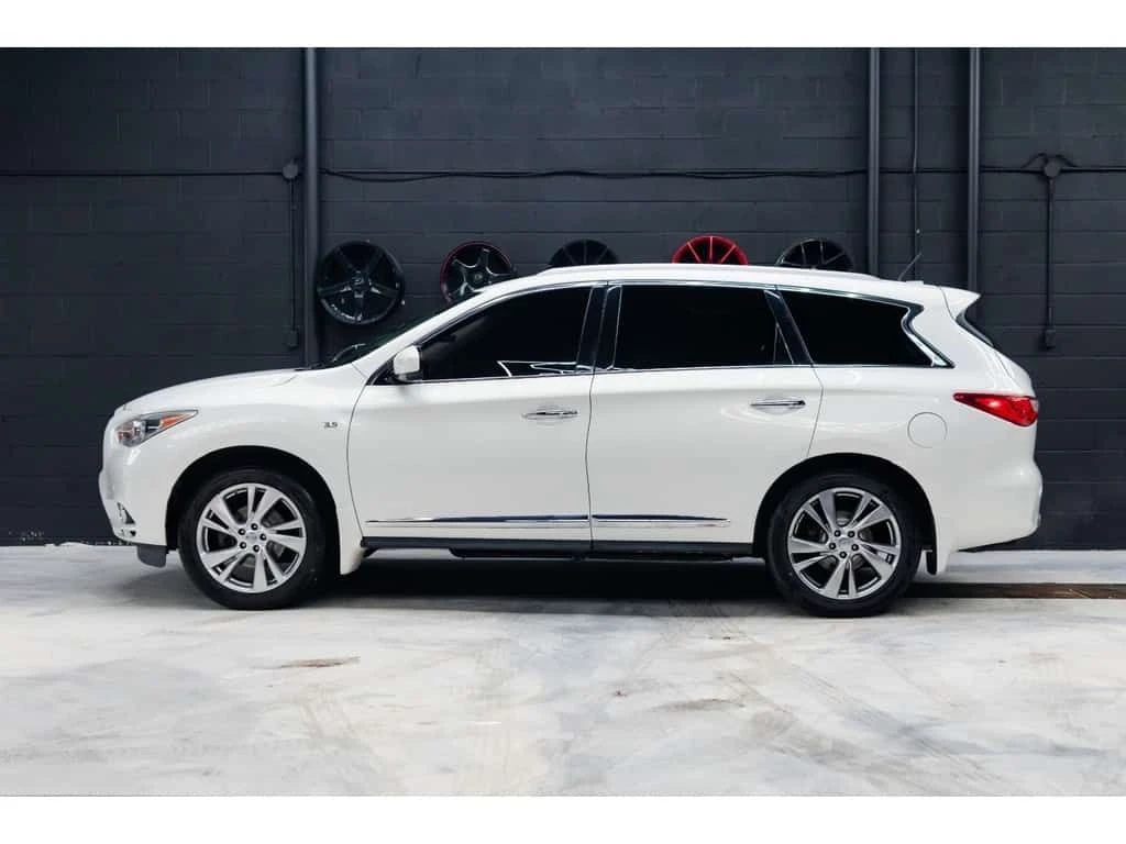 Infiniti QX60 * AWD | 7 PASSENGER | LUXURY SUV * CARFAX * ЦЕНА Д, снимка 2 - Автомобили и джипове - 54044451