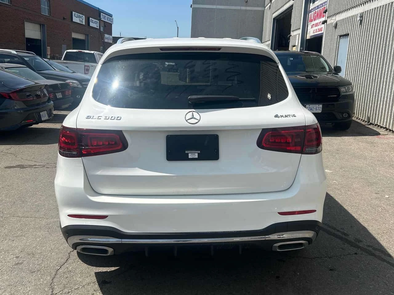 Mercedes-Benz GLC 300 * 360 * ПОДГРЕВ * ПАМЕТ * NAVI, снимка 4 - Автомобили и джипове - 54460399