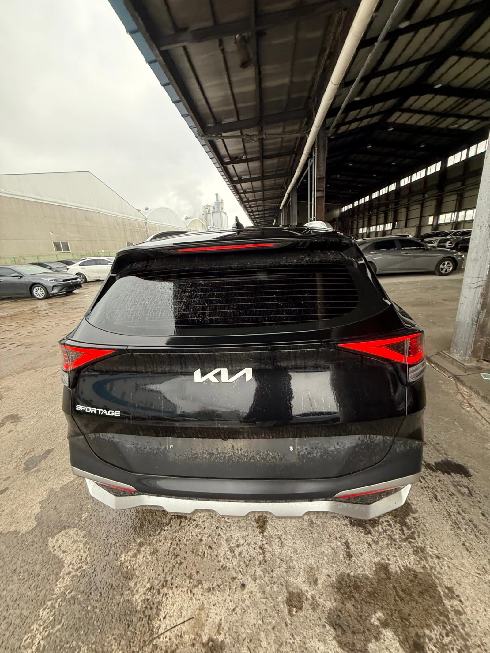 Kia Sportage 2.0 CRDI- OЧАКВАН ВНОС, снимка 5 - Автомобили и джипове - 54619235