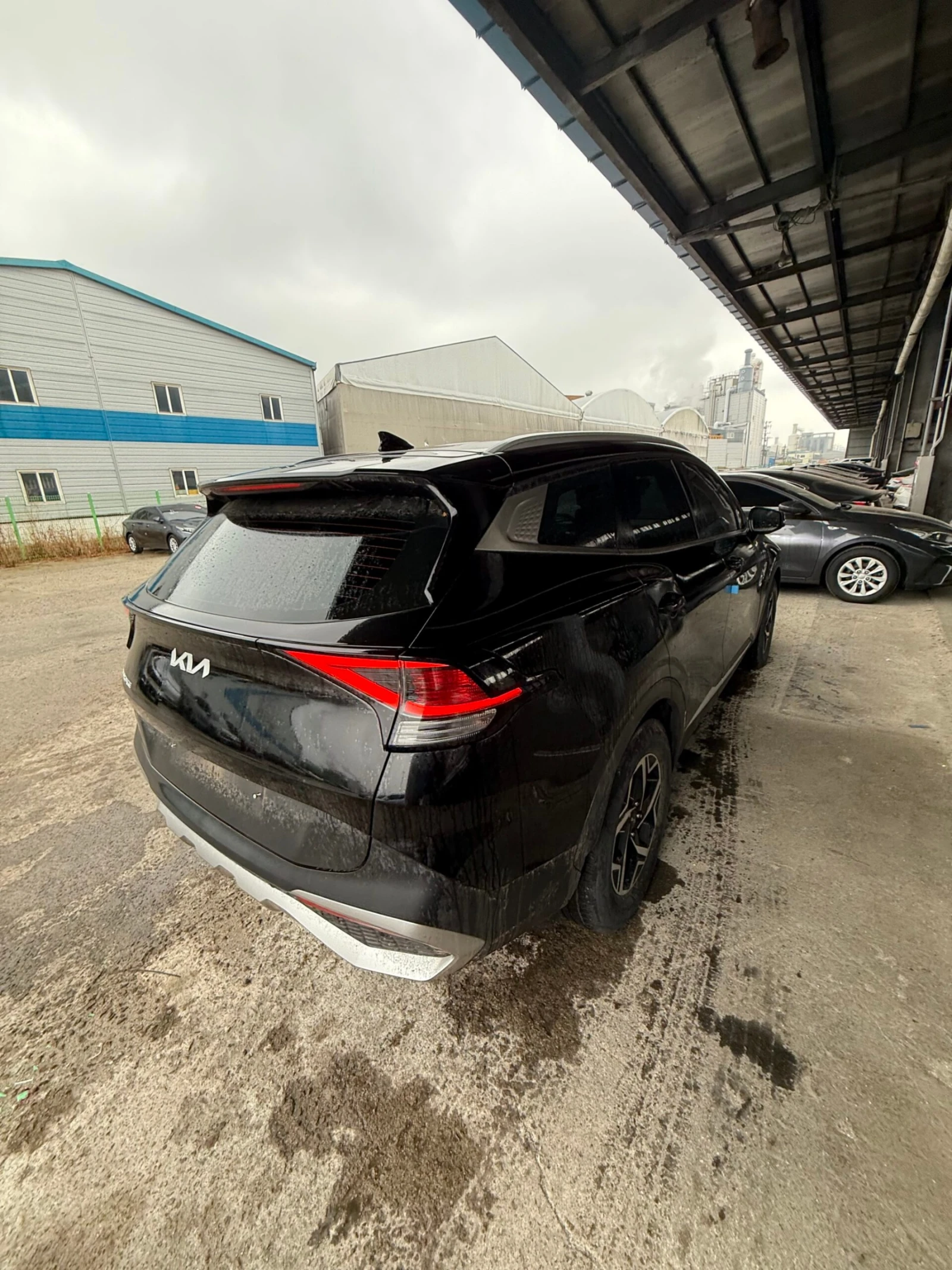 Kia Sportage 2.0 CRDI- OЧАКВАН ВНОС, снимка 4 - Автомобили и джипове - 54619235