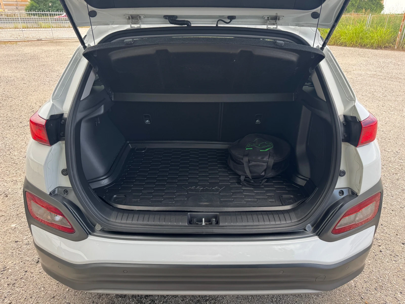 Hyundai Kona Electric 64kwH 100%soh 59.000км Термо П. Full, снимка 15 - Автомобили и джипове - 55144944