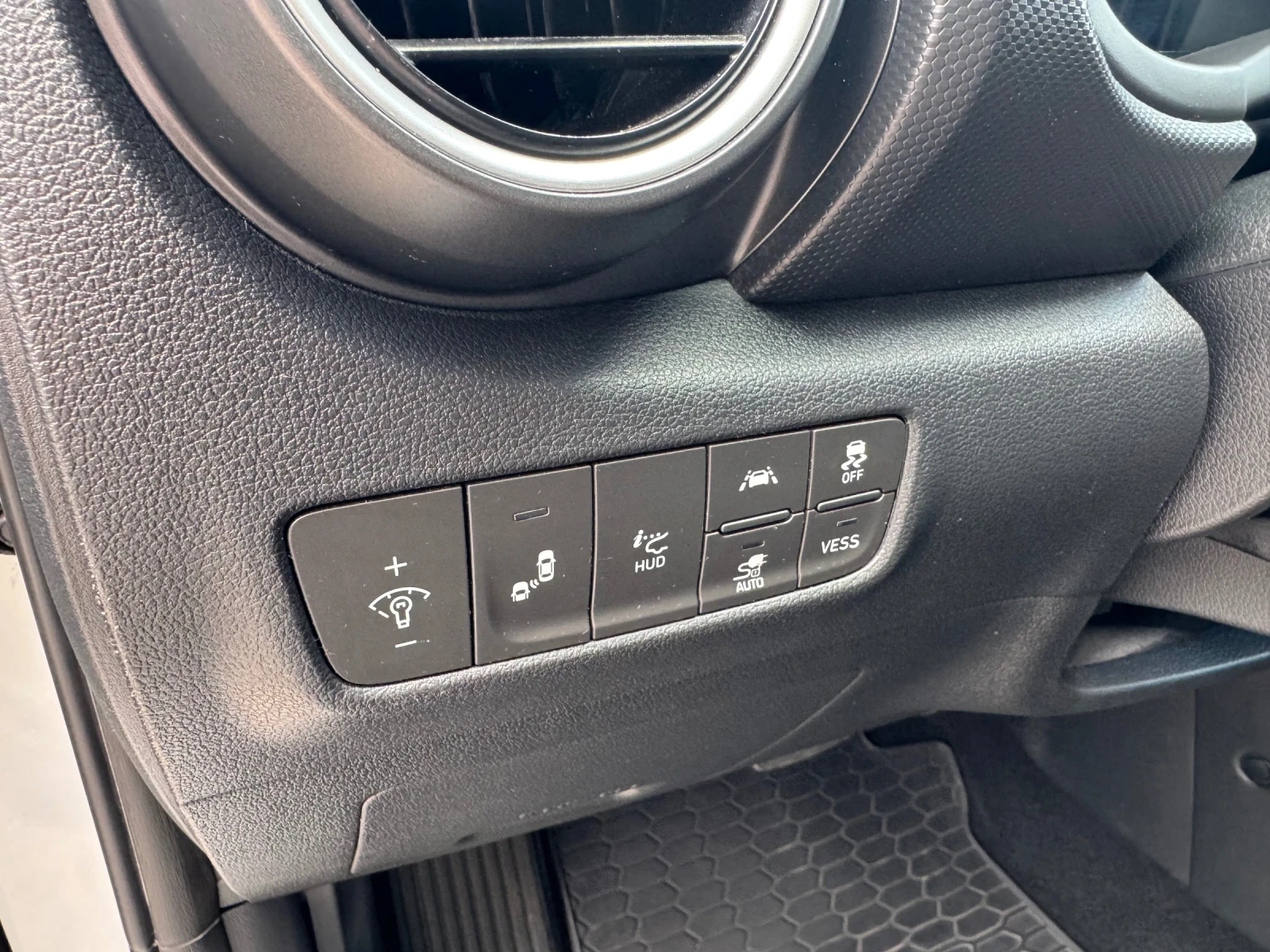 Hyundai Kona Electric 64kwH 100%soh 59.000км Термо П. Full, снимка 11 - Автомобили и джипове - 55144944