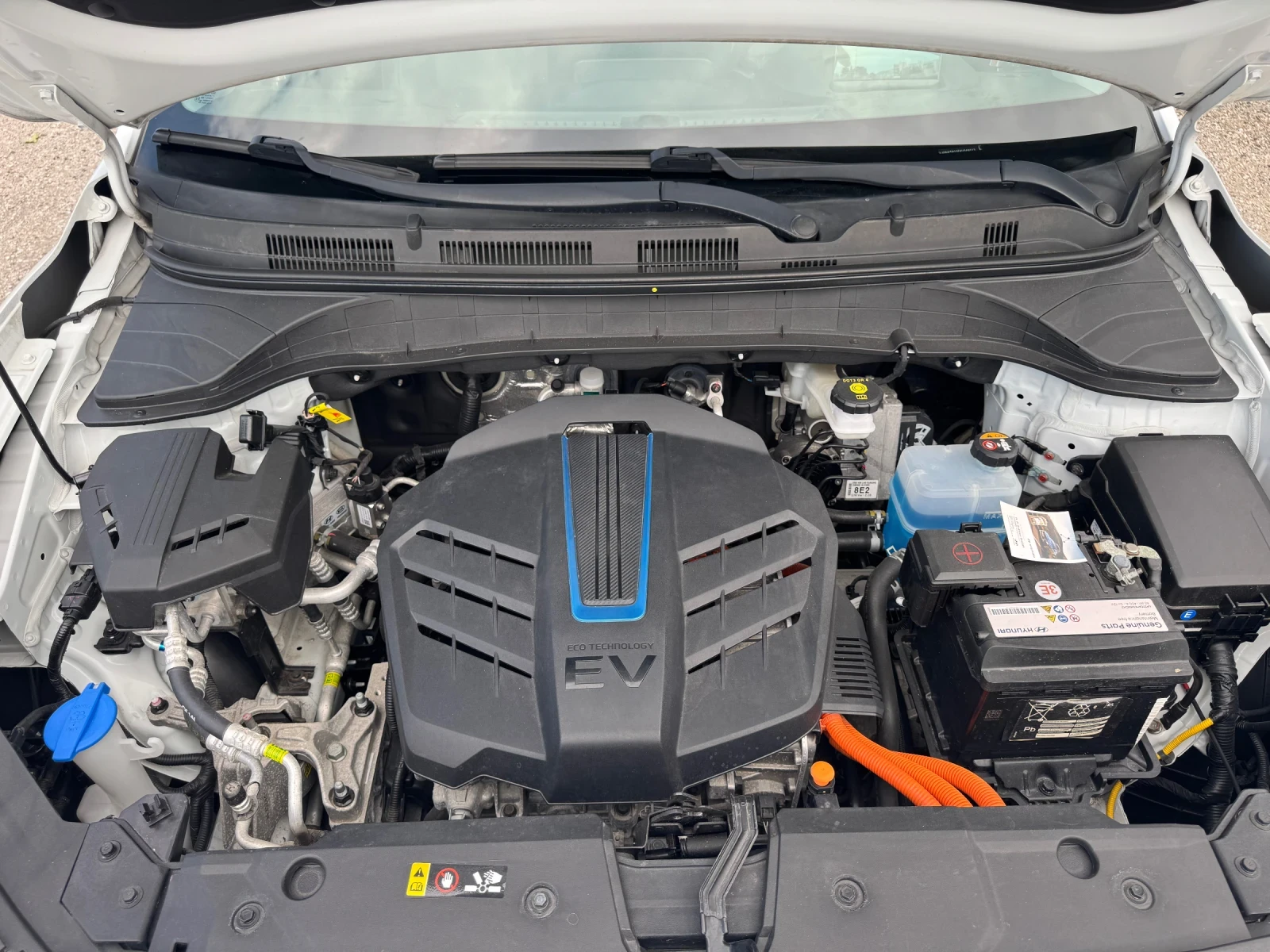 Hyundai Kona Electric 64kwH 100%soh 59.000км Термо П. Full, снимка 17 - Автомобили и джипове - 55144944