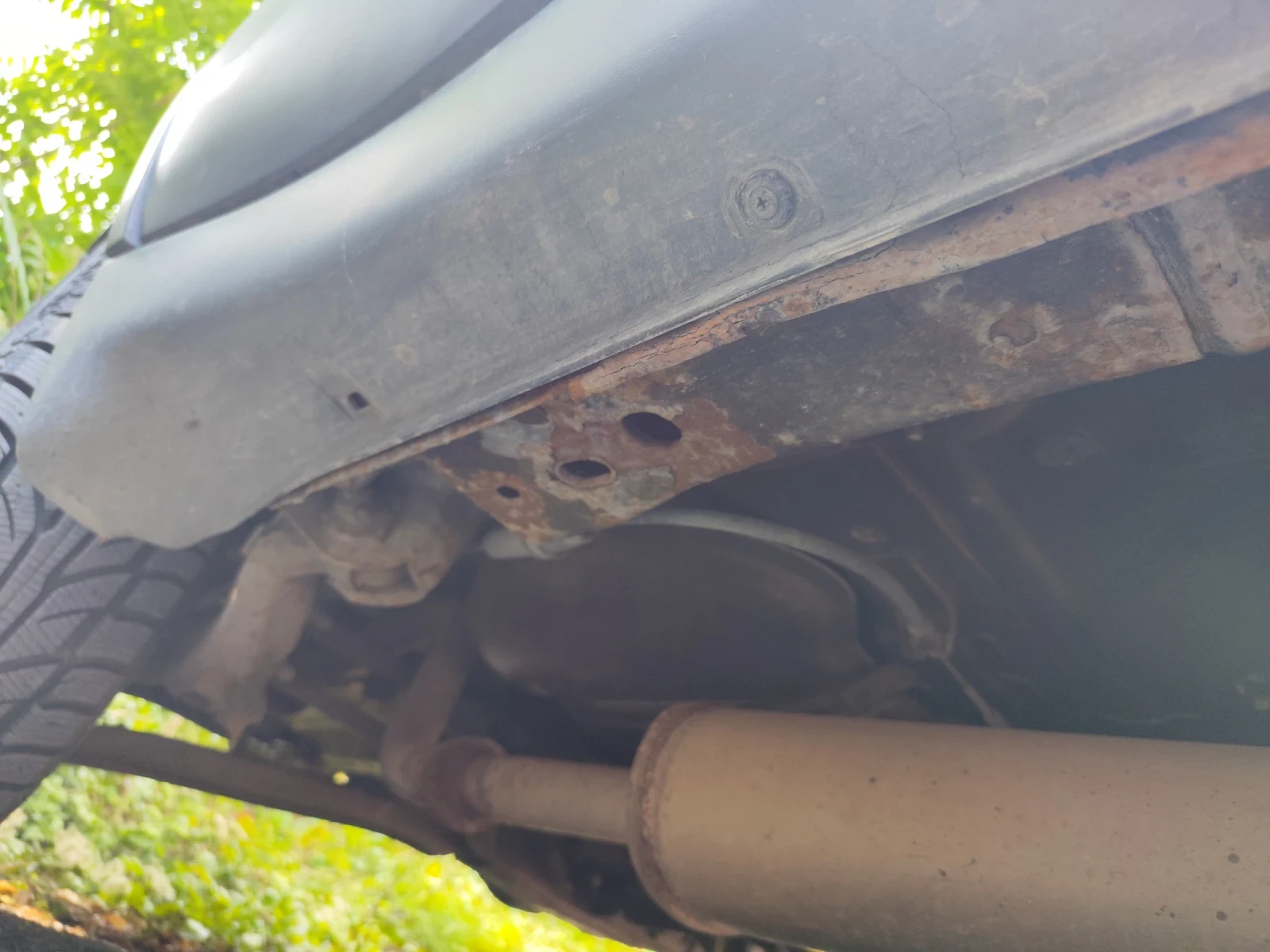 Mazda Tribute 2.0 4x4, снимка 16 - Автомобили и джипове - 55835920