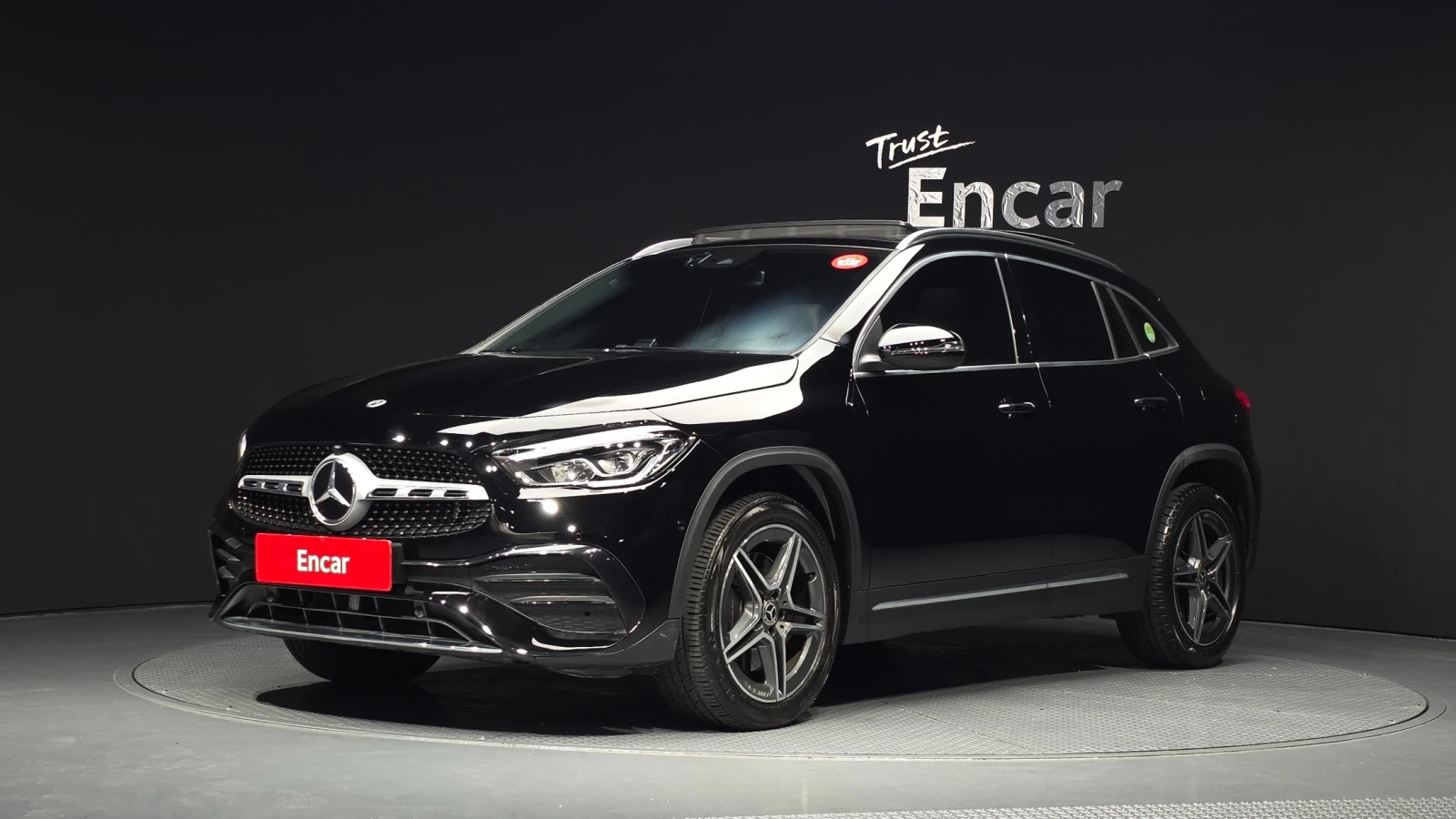 Mercedes-Benz GLA 250 4MATIC | ACC | Шибедах | Памет
