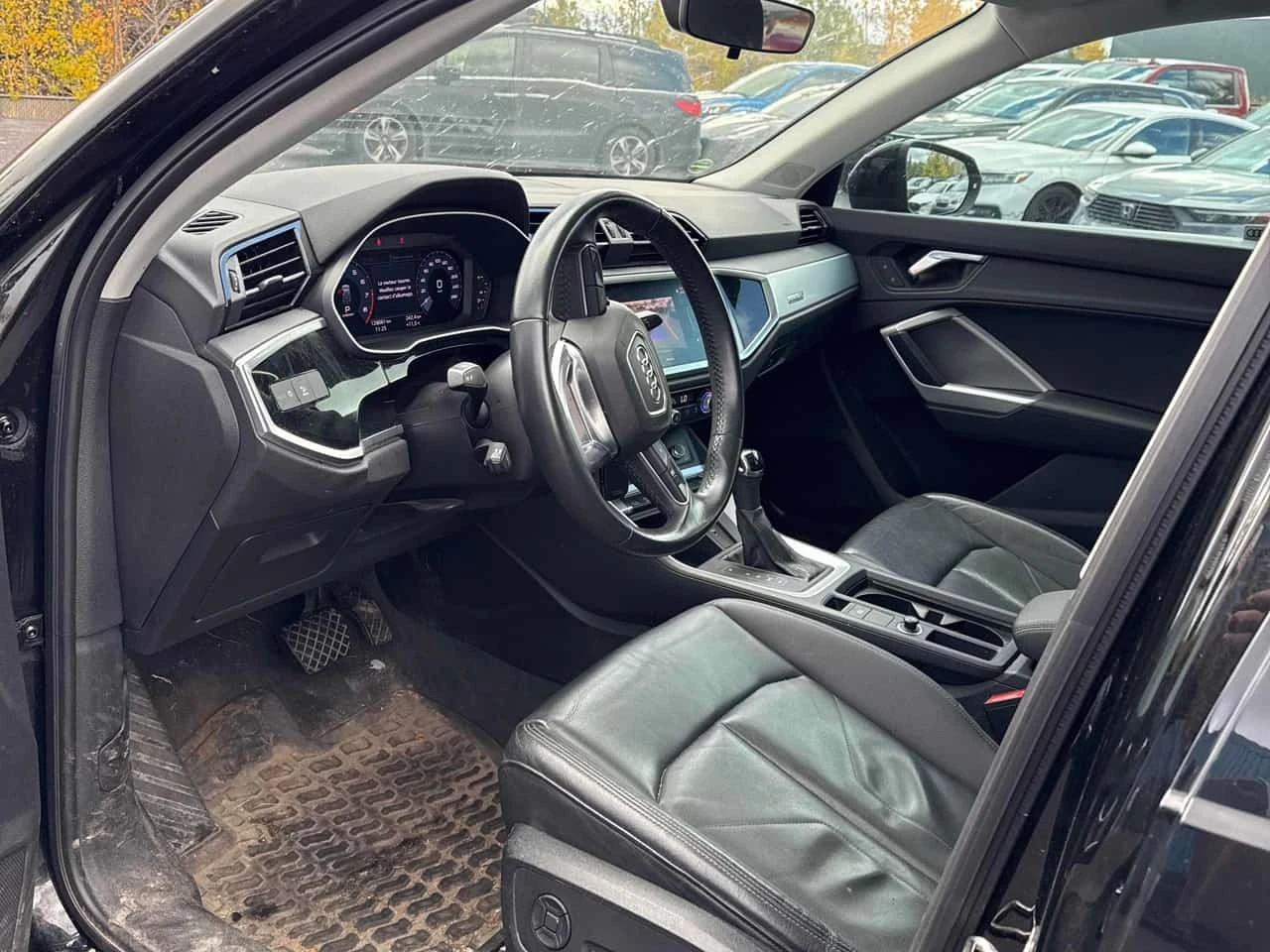 Audi Q3 * Komfort * CARFAX * ��� ������������ ������ | Mobile.bg � ����������� 5