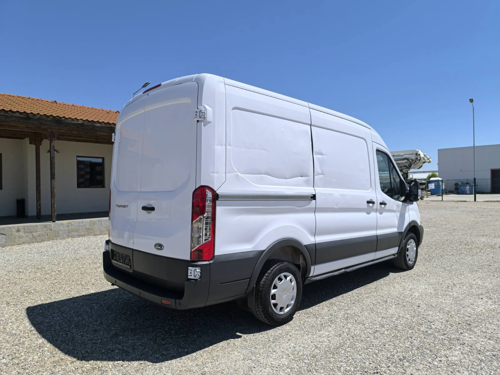 Ford Transit 2.0TDCI, снимка 6 - Бусове и автобуси - 54552832