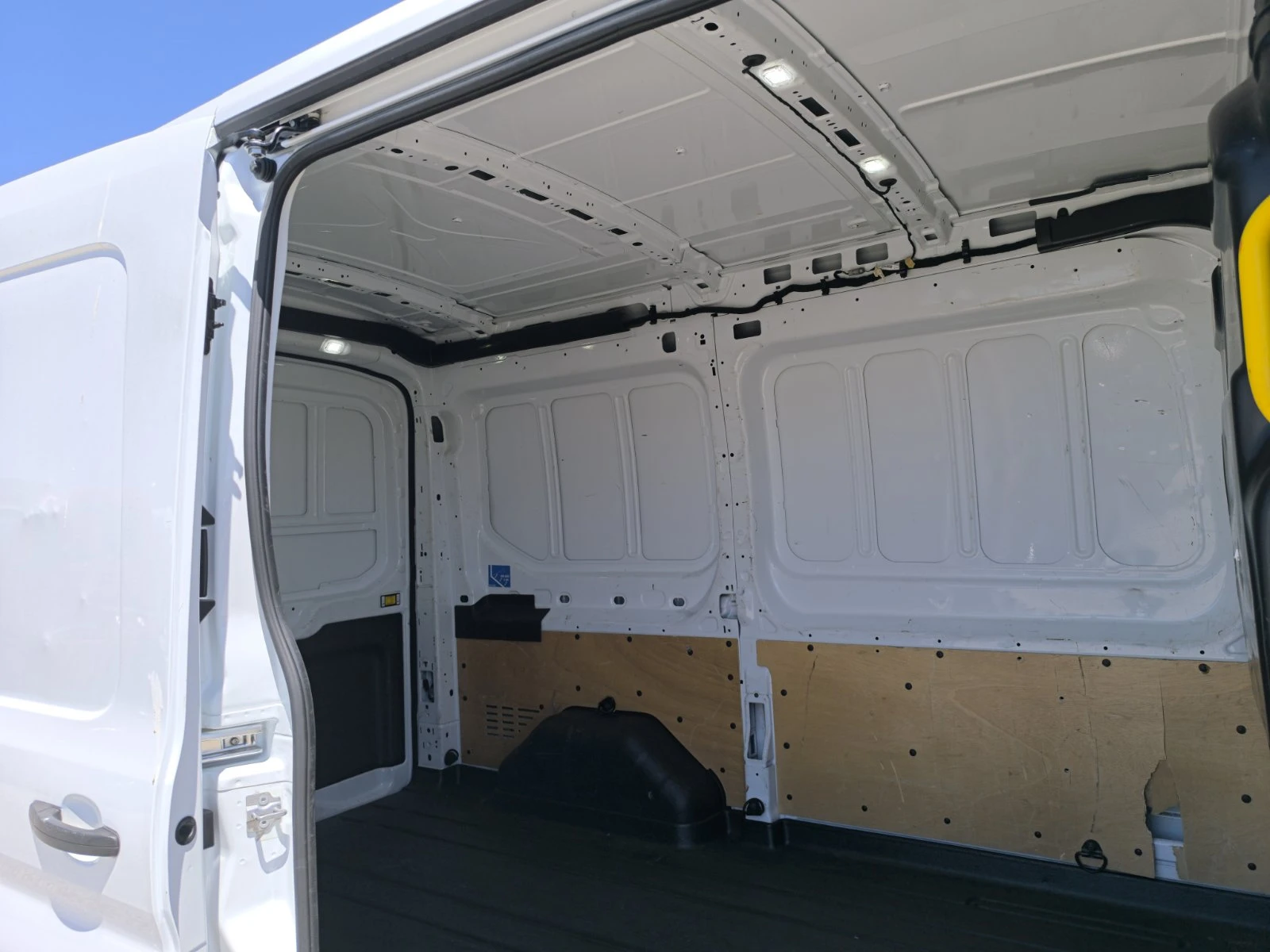 Ford Transit 2.0TDCI, снимка 9 - Бусове и автобуси - 54552832