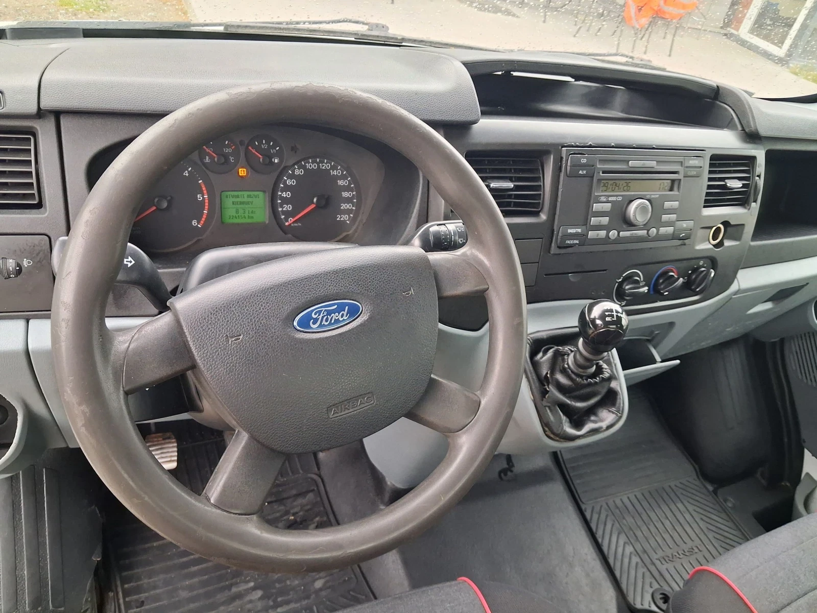 Ford Transit 2.4 , 116 к.с. Бордови 4.20м. 6 скорости 3 места, снимка 10 - Бусове и автобуси - 54691412