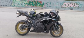 Honda Cbr 1000 RR SC57E, снимка 1