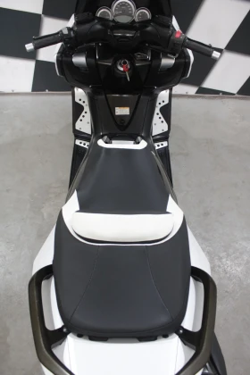 Yamaha T-max 2010г. White MAX anniversary, снимка 9