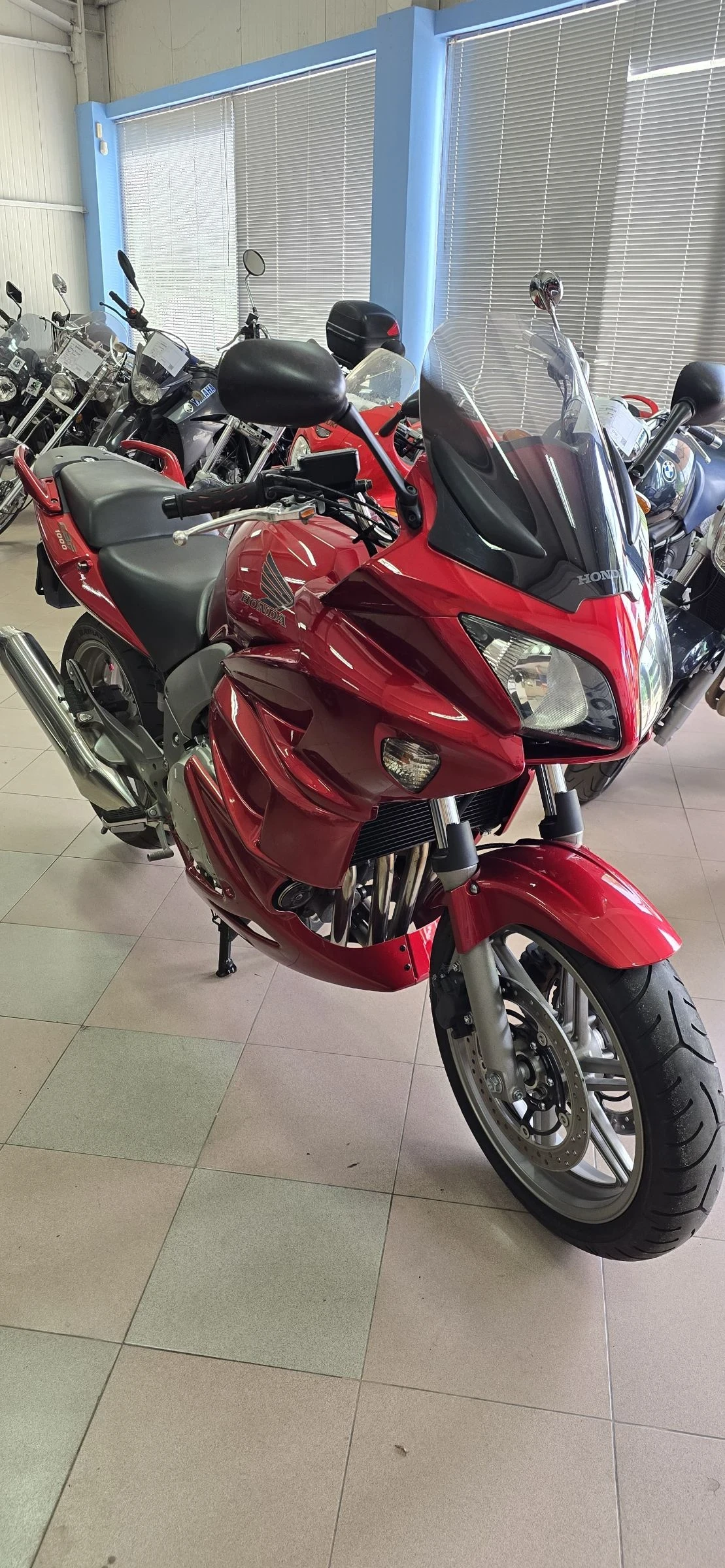 Honda Cbf 1000 Tuning ! Като нов ! Лизинг ! - изображение 3