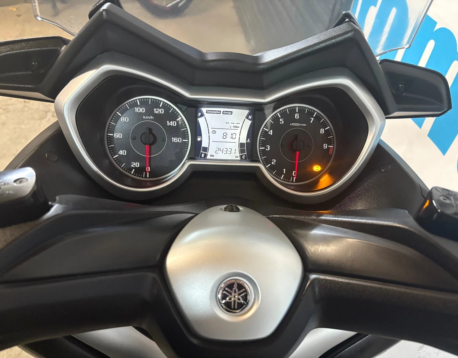 Yamaha X-max 300i ABS TCS Service Book!! - изображение 6